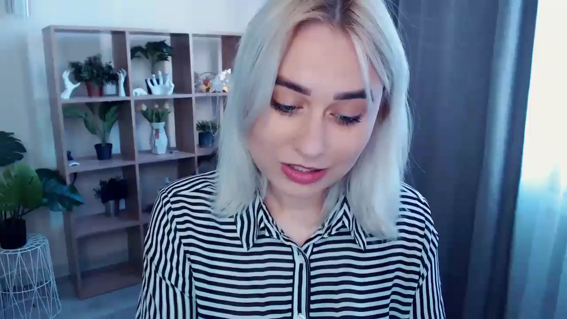 Gallery image thumbnail from Kukla_kolduna's myfreecams stream on, 05/09/2024, 16:05 image 9 of 20