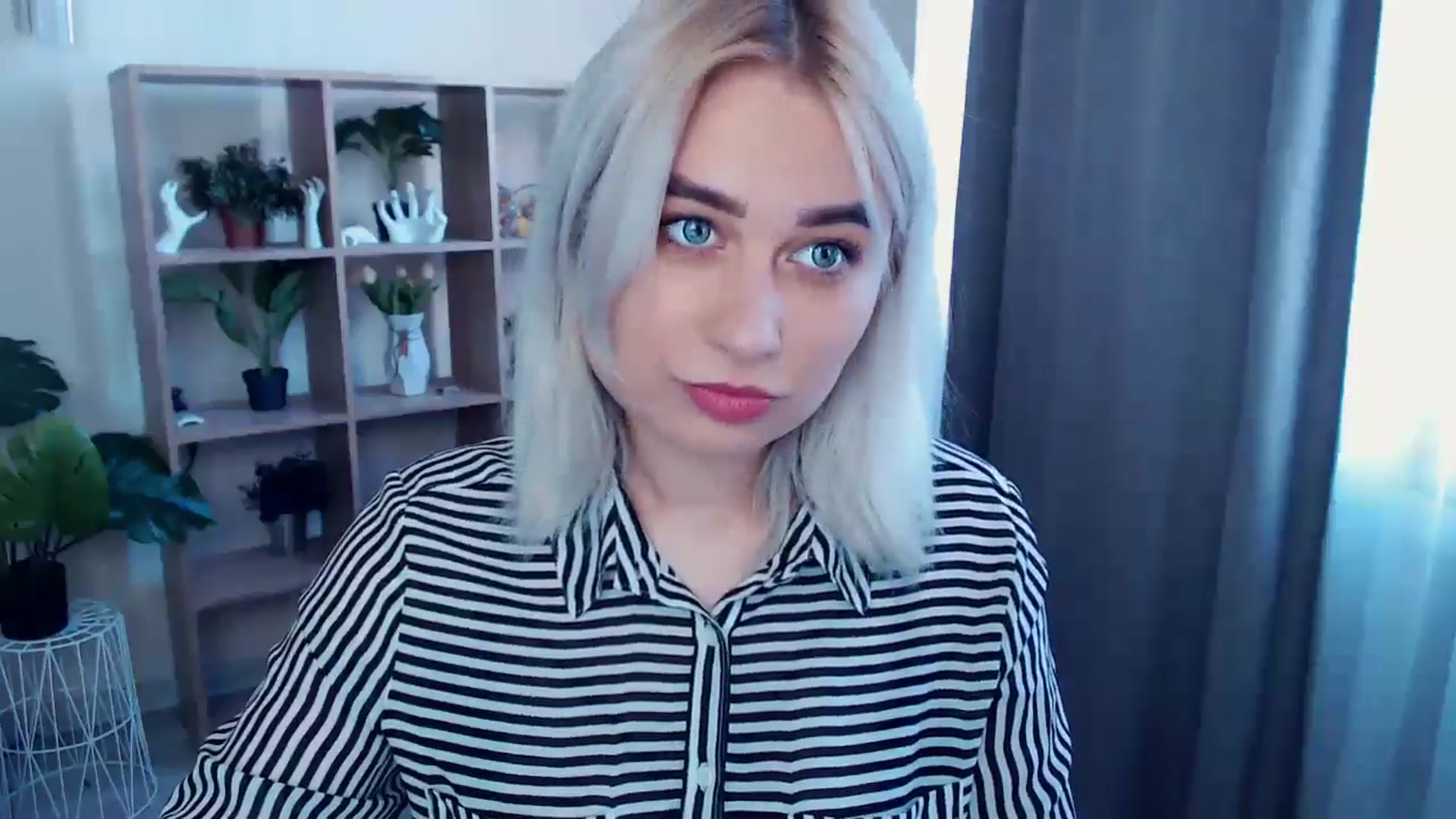 Gallery image thumbnail from Kukla_kolduna's myfreecams stream on, 05/09/2024, 16:05 image 15 of 20