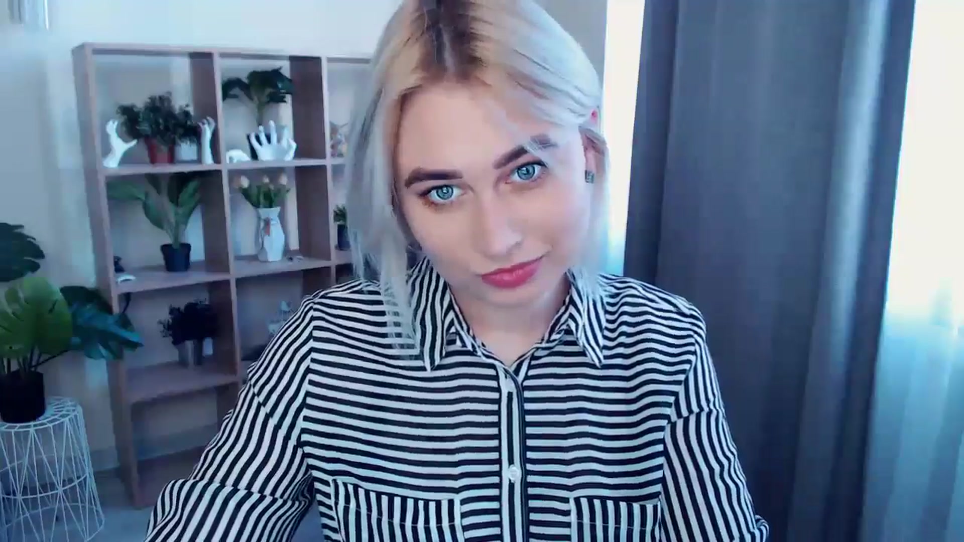 Gallery image thumbnail from Kukla_kolduna's myfreecams stream on, 05/09/2024, 16:05 image 19 of 20