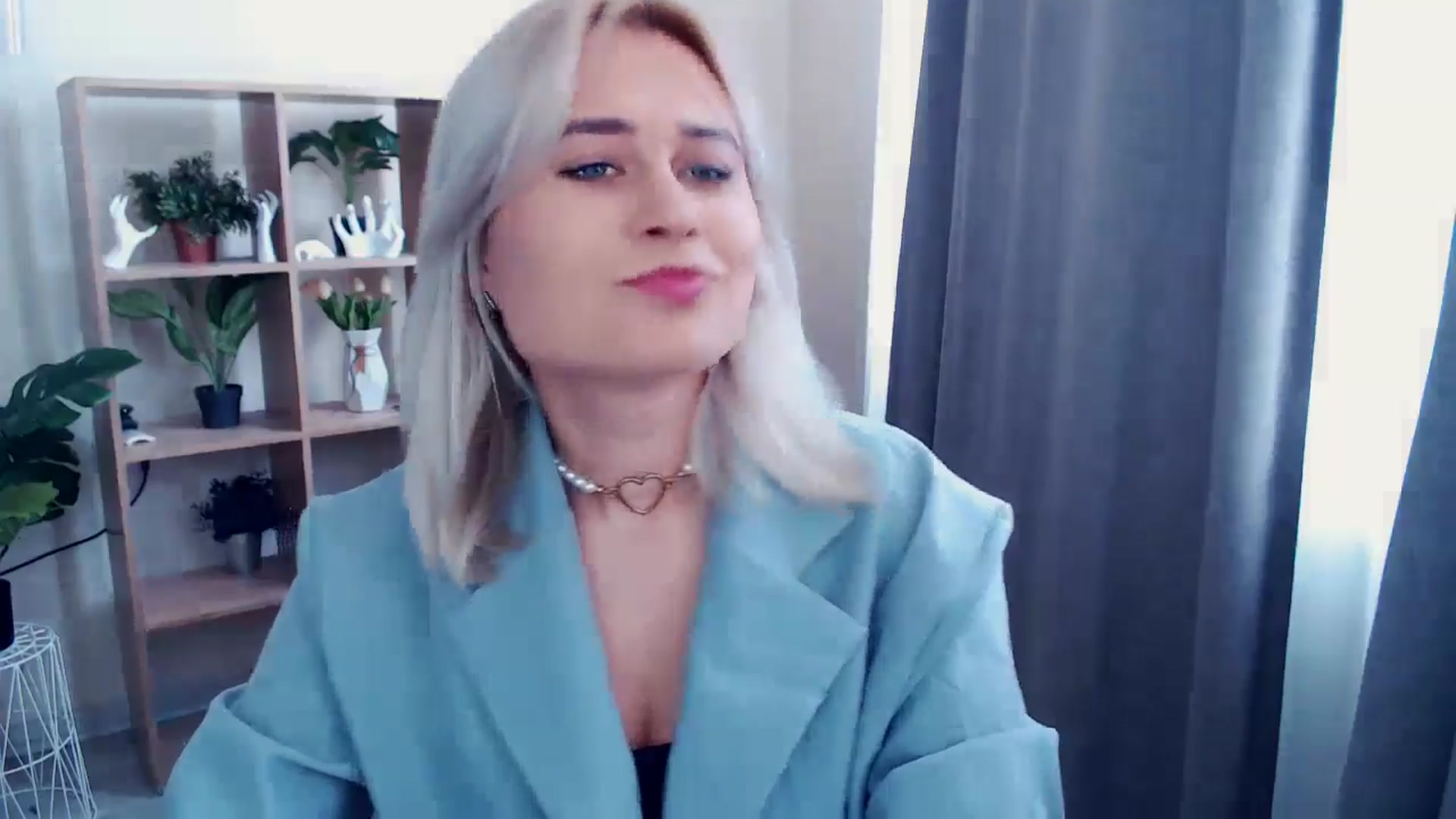 Gallery image thumbnail from Kukla_kolduna's myfreecams stream on, 05/10/2024, 14:06 image 6 of 20