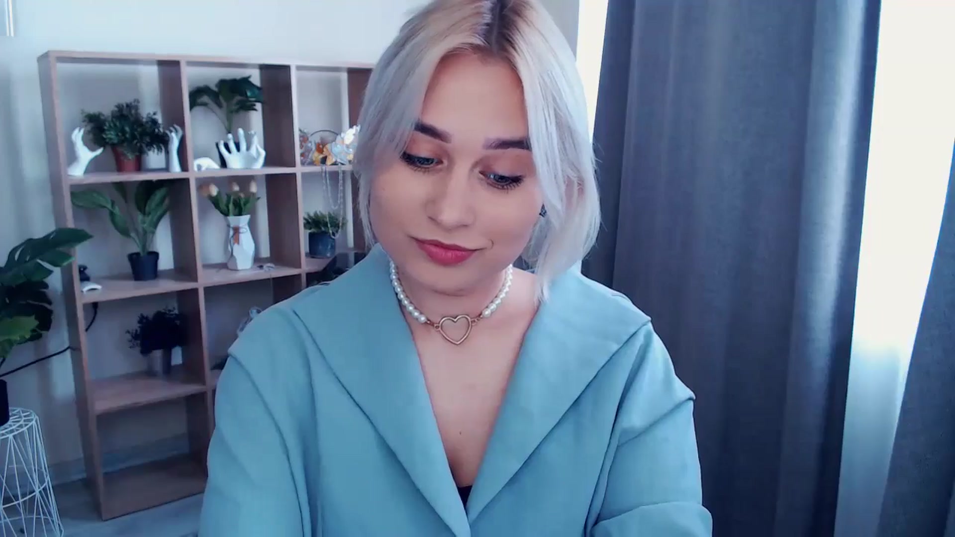 Gallery image thumbnail from Kukla_kolduna's myfreecams stream on, 05/10/2024, 14:06 image 11 of 20