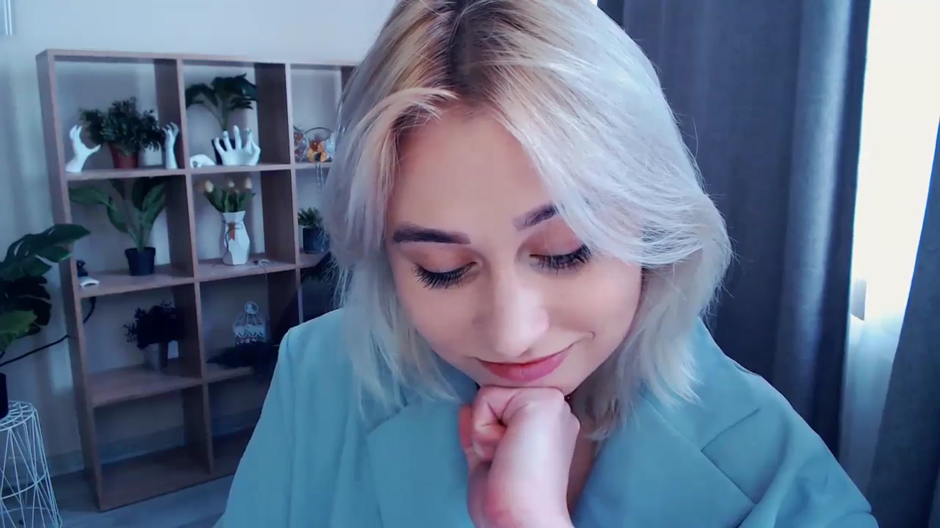 Gallery image thumbnail from Kukla_kolduna's myfreecams stream on, 05/10/2024, 14:06 image 18 of 20