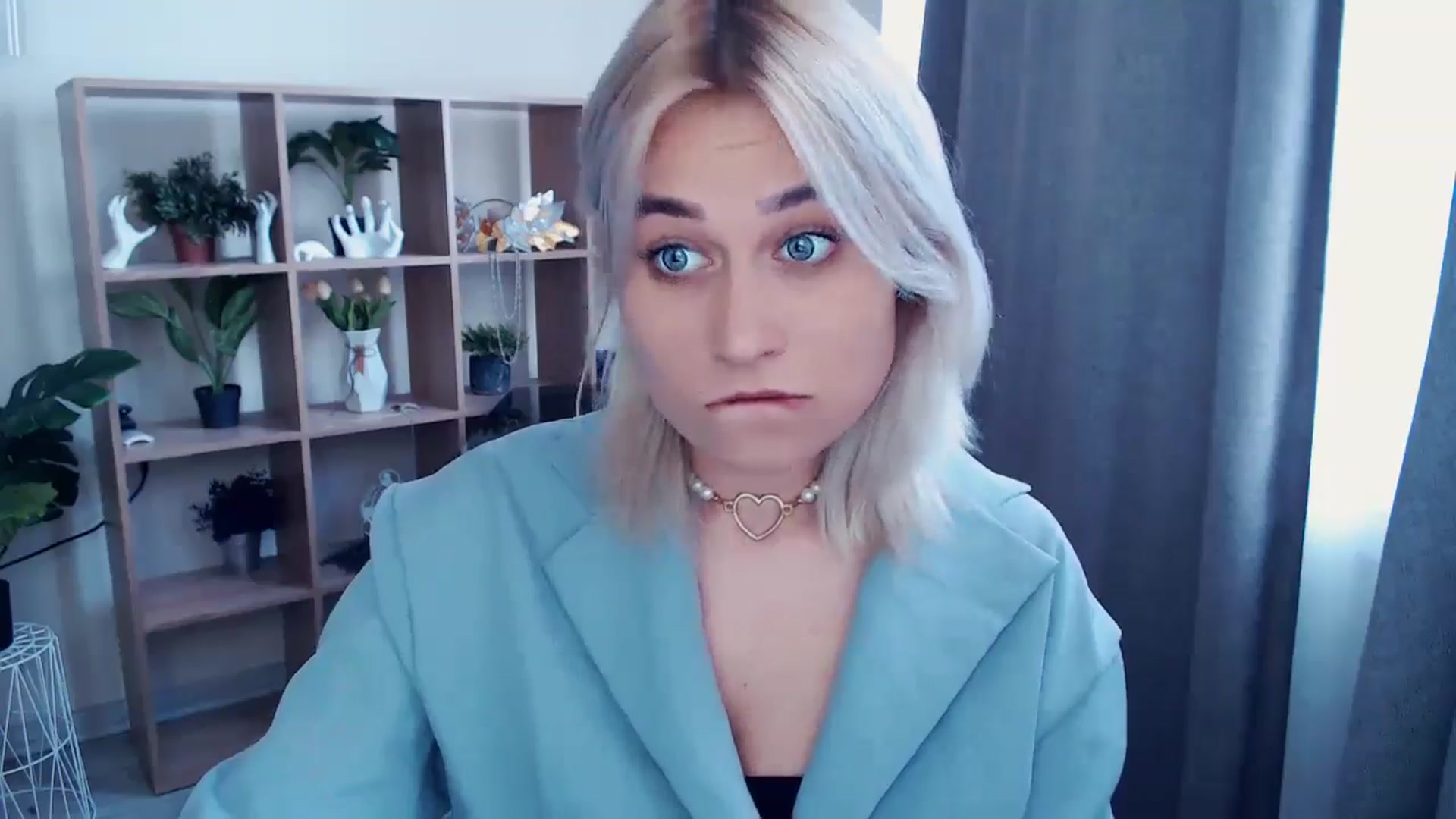 Gallery image thumbnail from Kukla_kolduna's myfreecams stream on, 05/10/2024, 14:06 image 13 of 20