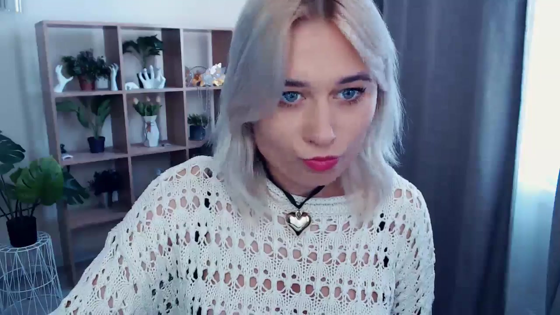 Gallery image thumbnail from Kukla_kolduna's myfreecams stream on, 05/11/2024, 13:47 image 12 of 20