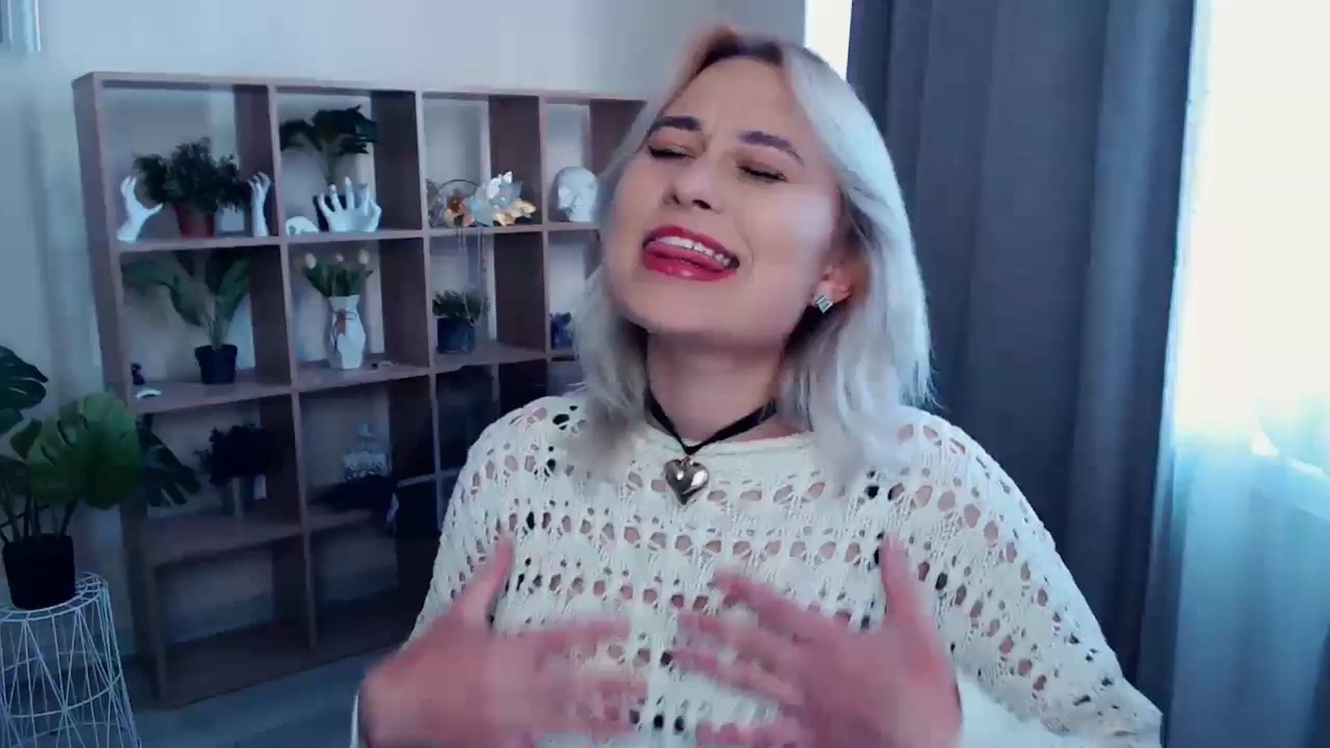 Gallery image thumbnail from Kukla_kolduna's myfreecams stream on, 05/11/2024, 16:54 image 1 of 20