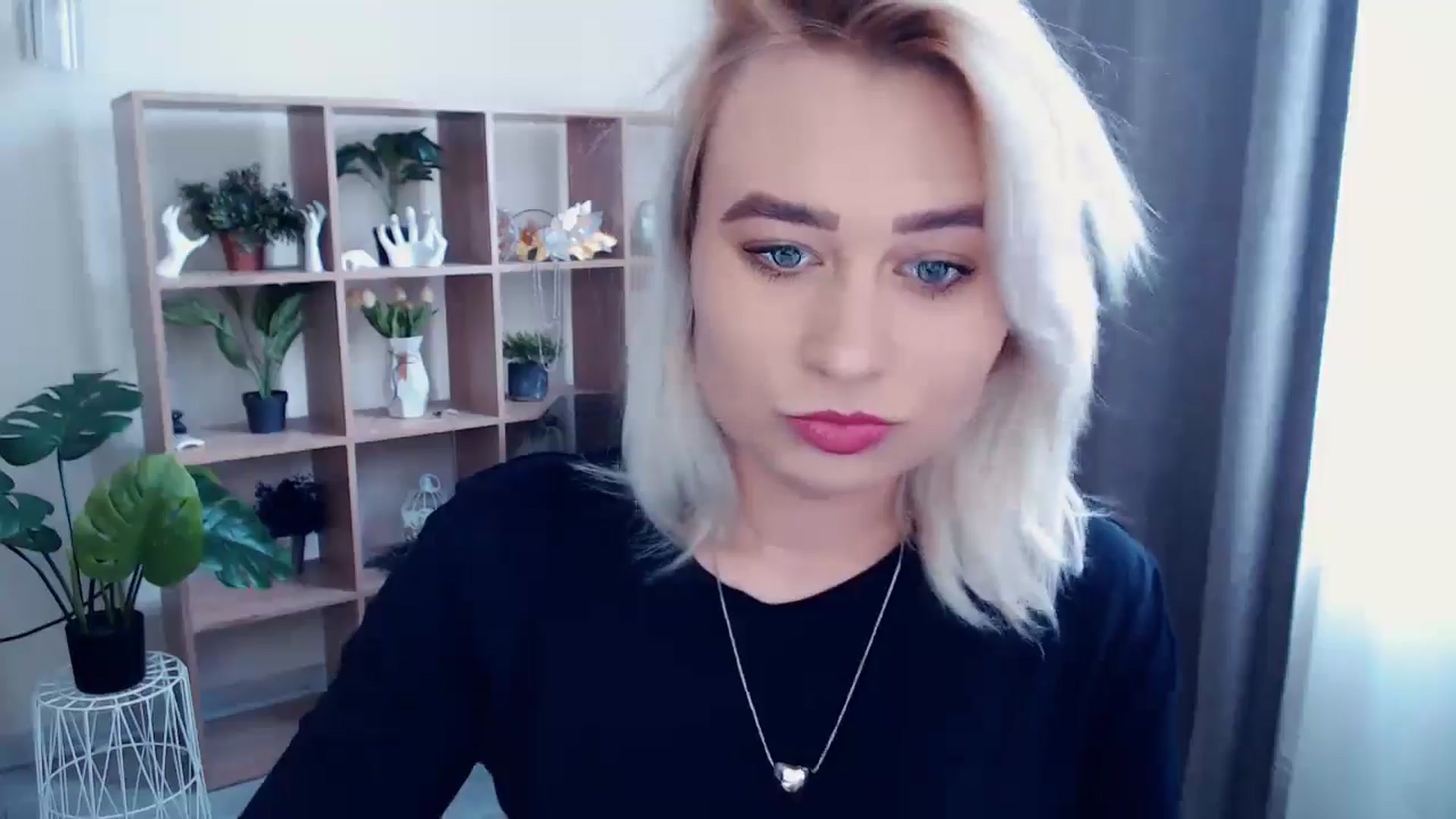 Gallery image thumbnail from Kukla_kolduna's myfreecams stream on, 05/12/2024, 13:15 image 8 of 20