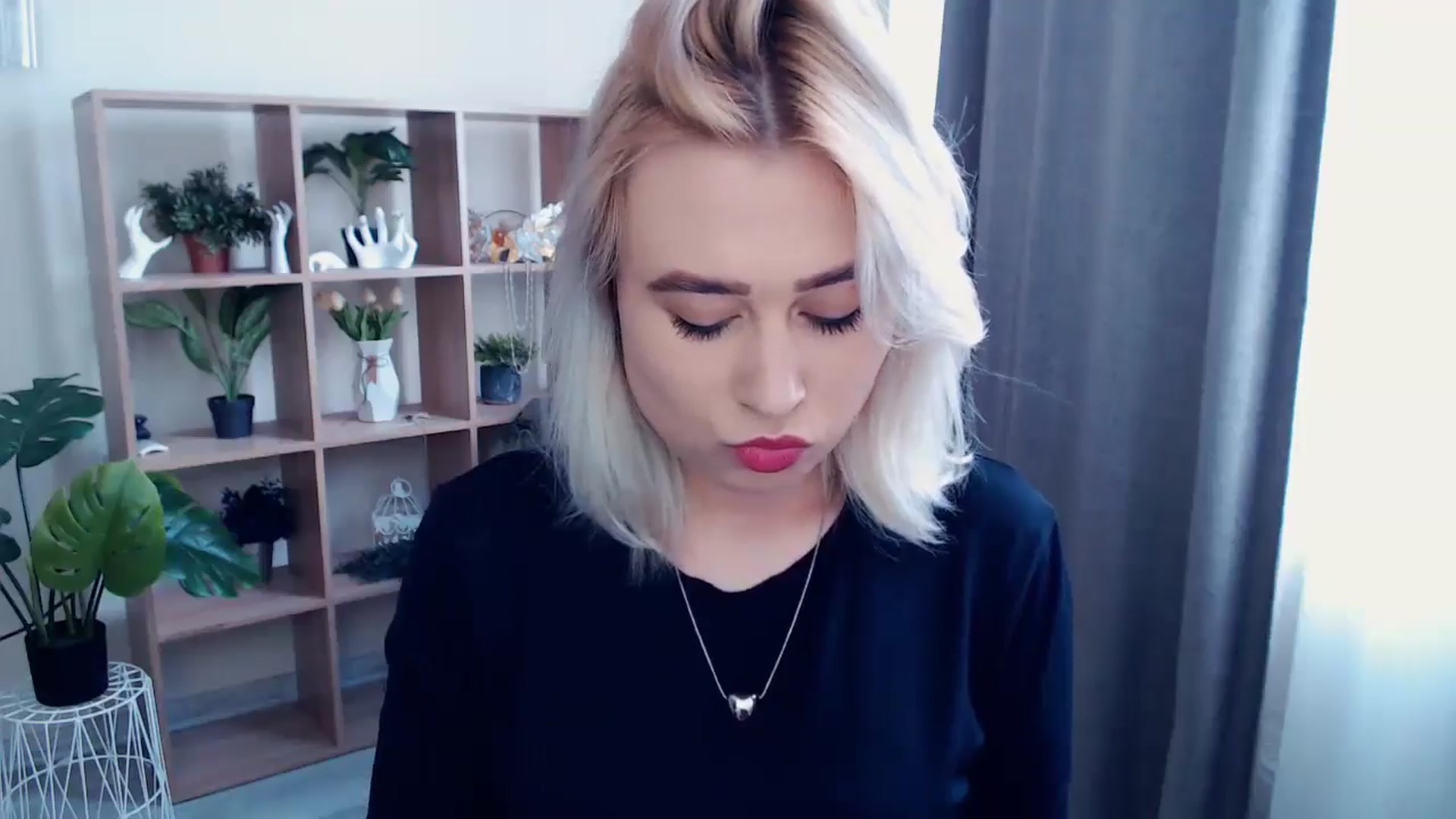 Gallery image thumbnail from Kukla_kolduna's myfreecams stream on, 05/12/2024, 13:15 image 14 of 20