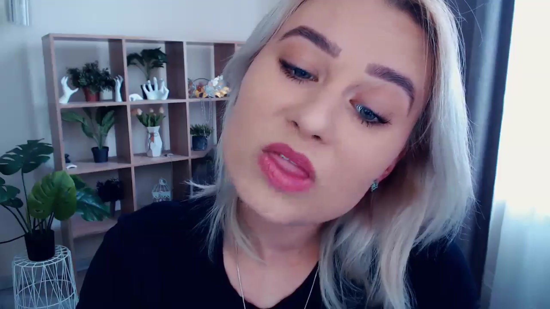 Gallery image thumbnail from Kukla_kolduna's myfreecams stream on, 05/12/2024, 13:15 image 6 of 20