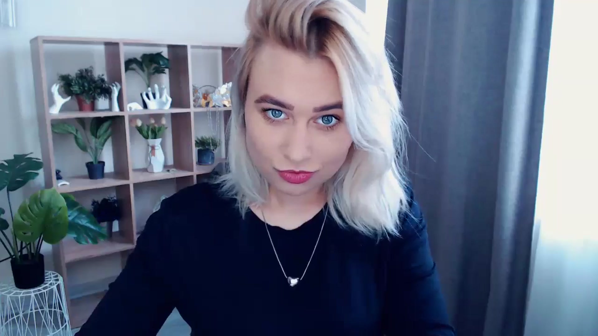 Gallery image thumbnail from Kukla_kolduna's myfreecams stream on, 05/12/2024, 13:47 image 13 of 20
