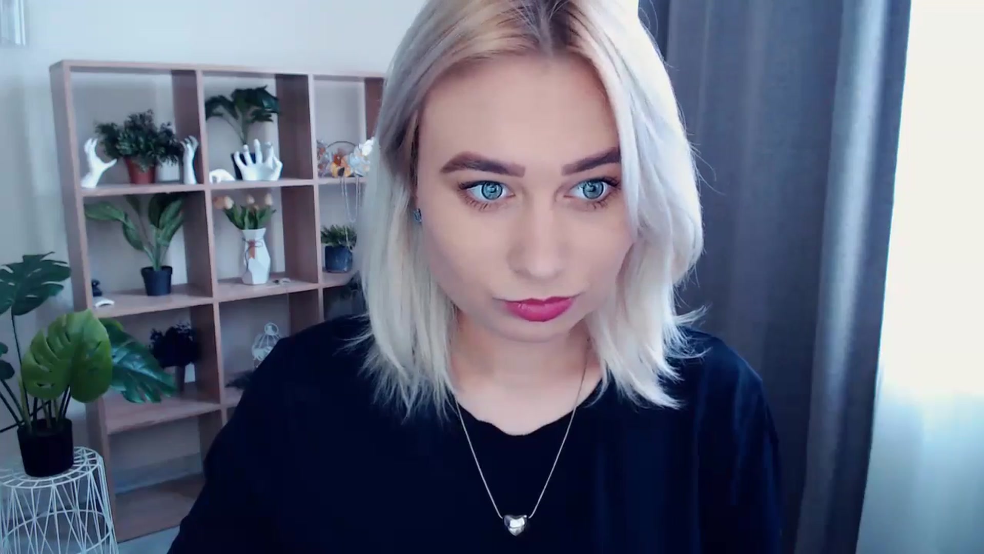 Gallery image thumbnail from Kukla_kolduna's myfreecams stream on, 05/12/2024, 13:47 image 15 of 20