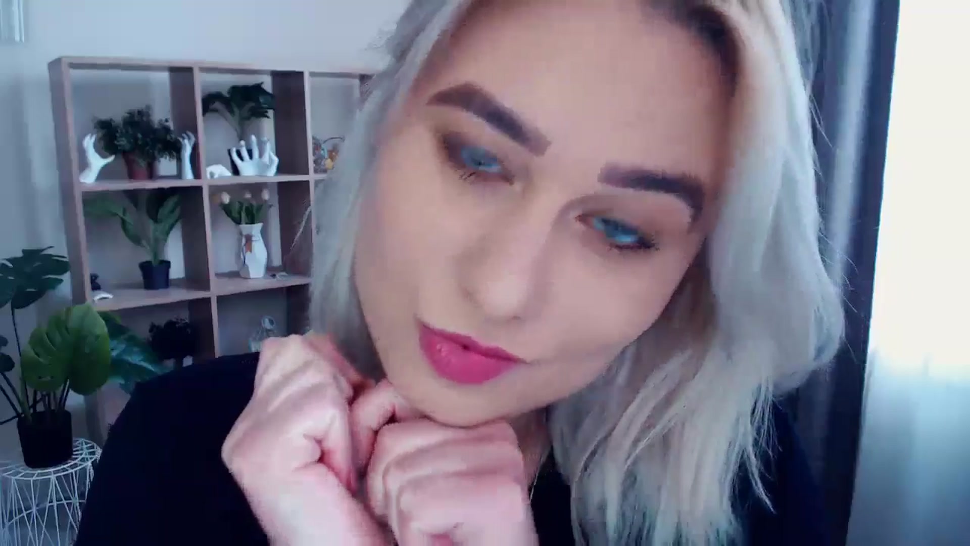 Gallery image thumbnail from Kukla_kolduna's myfreecams stream on, 05/12/2024, 13:47 image 14 of 20