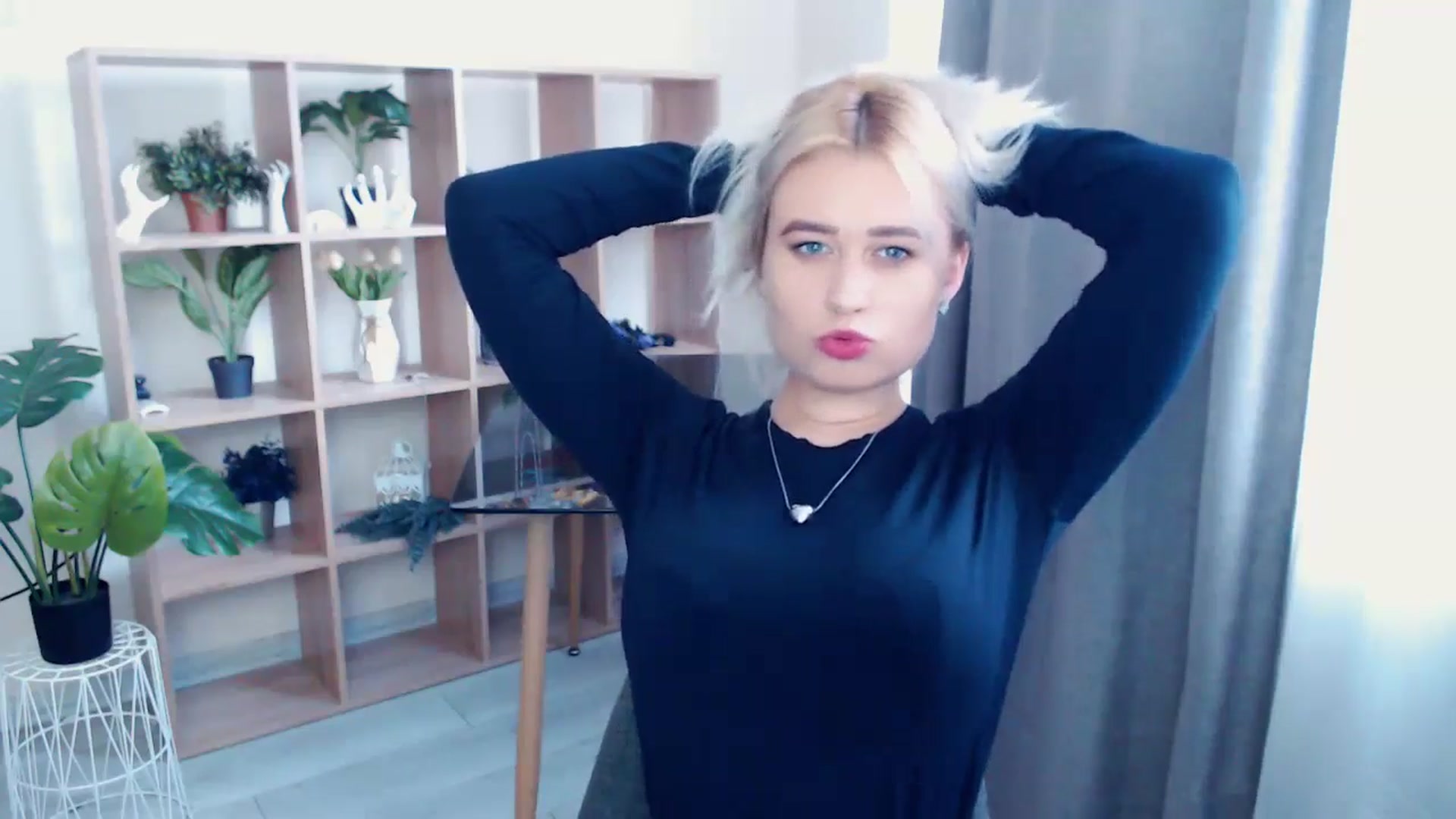 Gallery image thumbnail from Kukla_kolduna's myfreecams stream on, 05/12/2024, 14:56 image 14 of 20