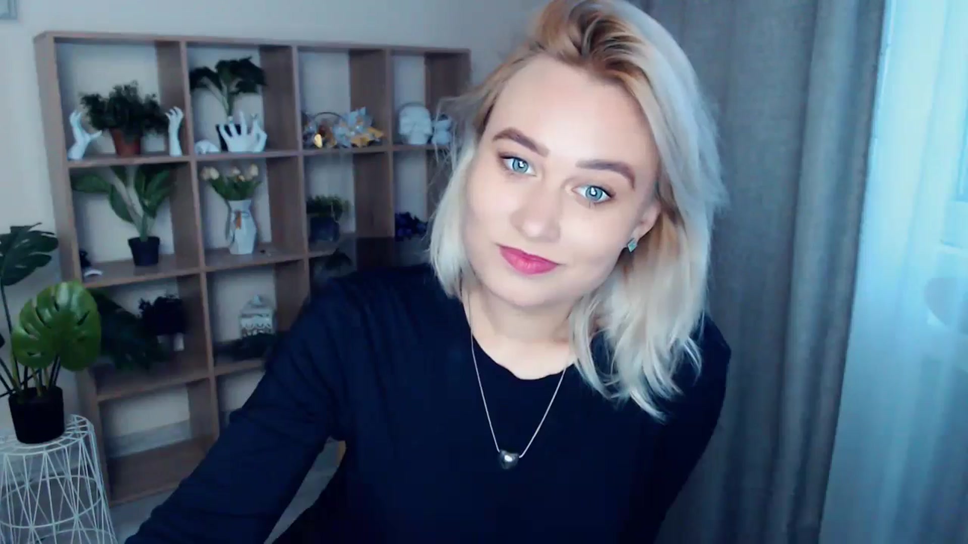 Gallery image thumbnail from Kukla_kolduna's myfreecams stream on, 05/12/2024, 17:05 image 13 of 20