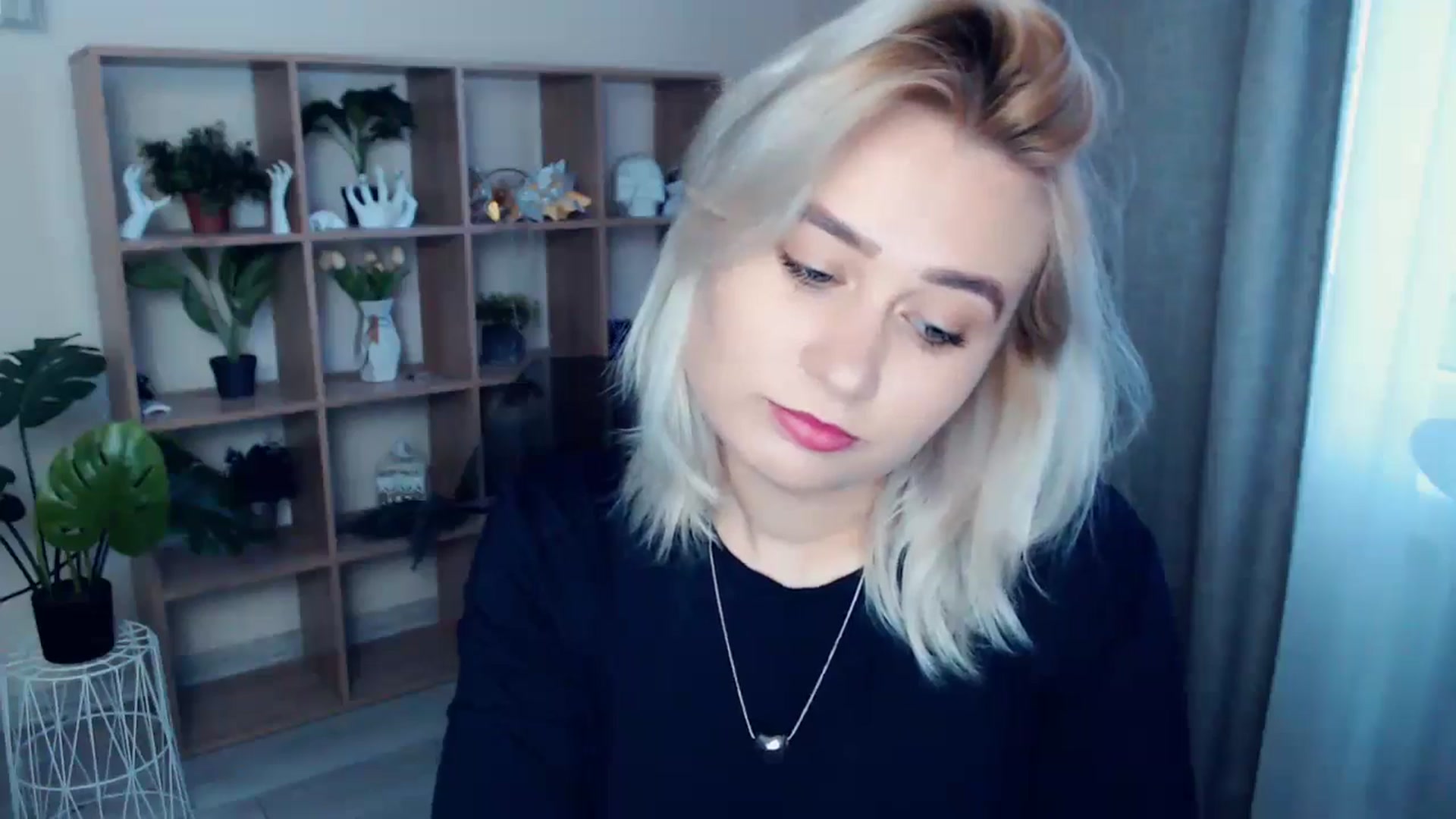 Gallery image thumbnail from Kukla_kolduna's myfreecams stream on, 05/12/2024, 17:05 image 4 of 20