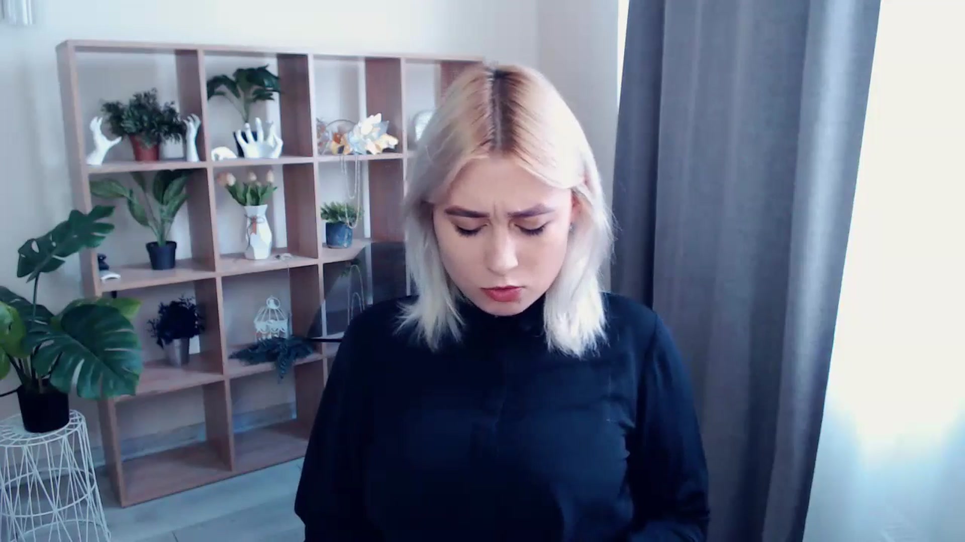 Gallery image thumbnail from Kukla_kolduna's myfreecams stream on, 05/13/2024, 13:10 image 12 of 20