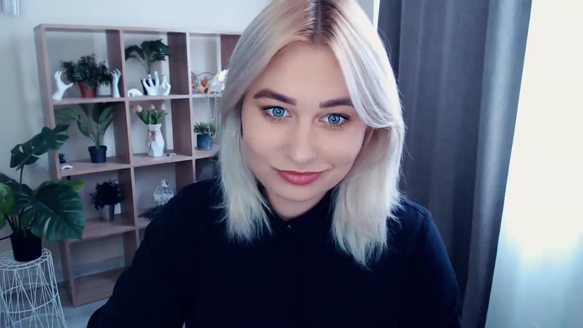 Gallery image thumbnail from Kukla_kolduna's myfreecams stream on, 05/13/2024, 13:10 image 15 of 20