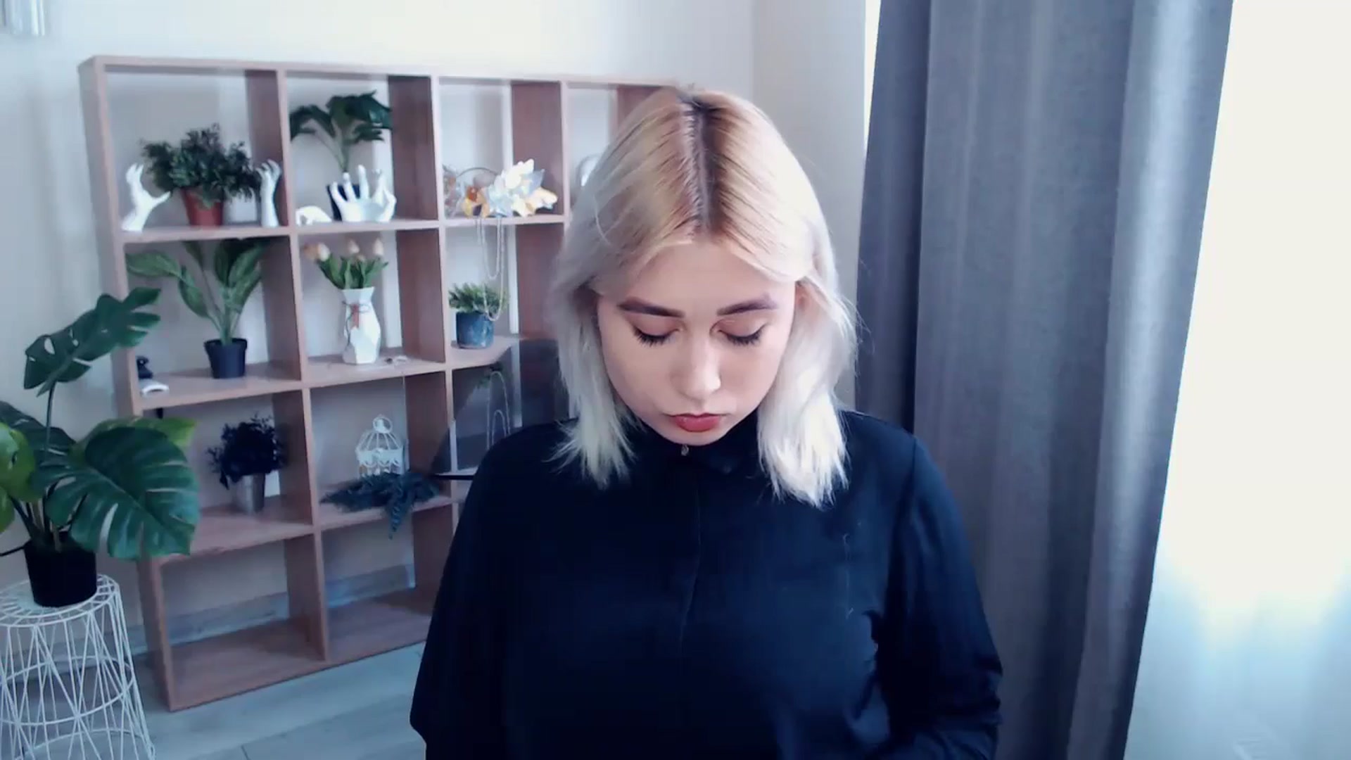 Gallery image thumbnail from Kukla_kolduna's myfreecams stream on, 05/13/2024, 13:10 image 10 of 20