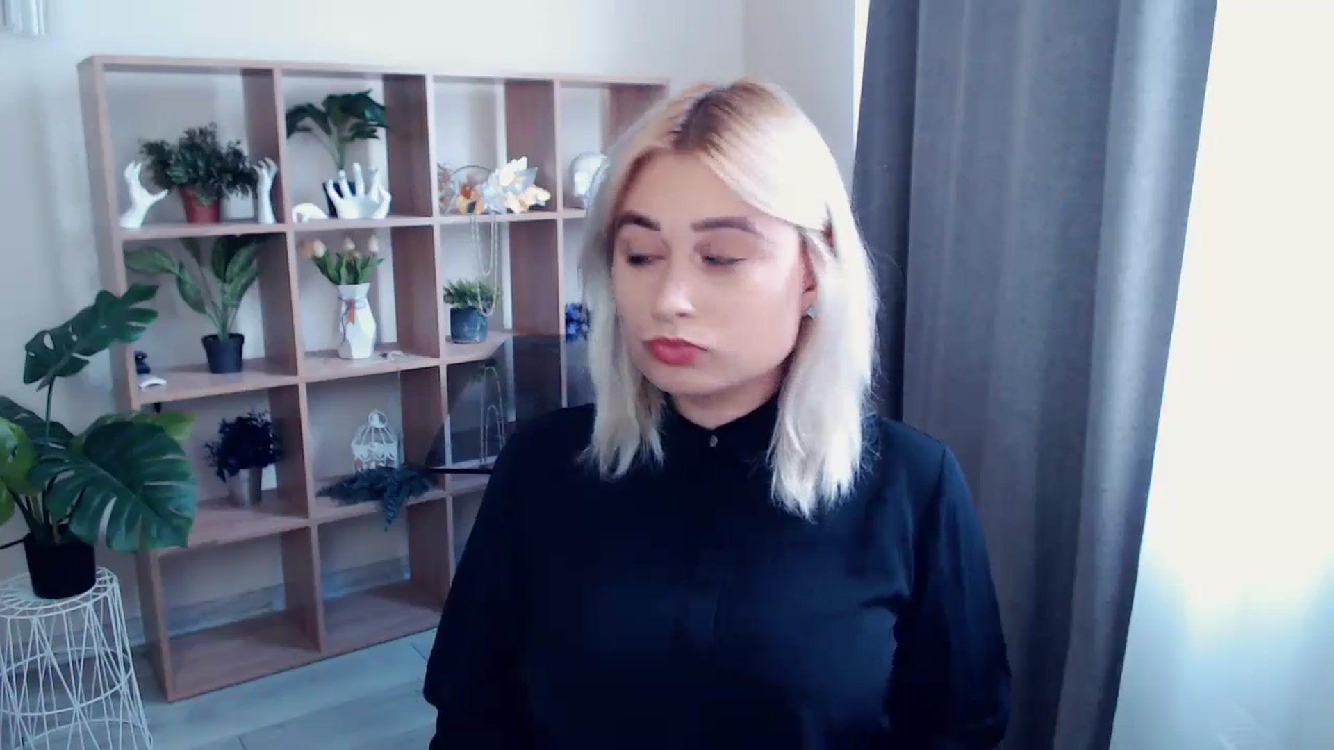 Gallery image thumbnail from Kukla_kolduna's myfreecams stream on, 05/13/2024, 13:10 image 13 of 20