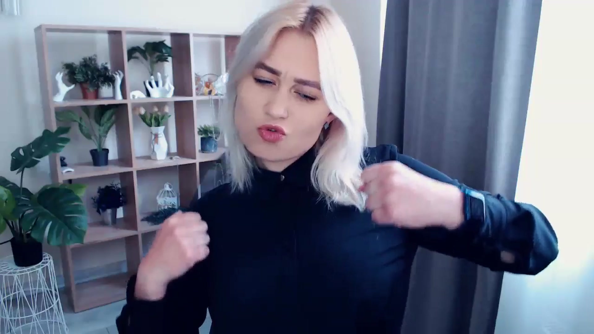 Gallery image thumbnail from Kukla_kolduna's myfreecams stream on, 05/13/2024, 13:10 image 2 of 20