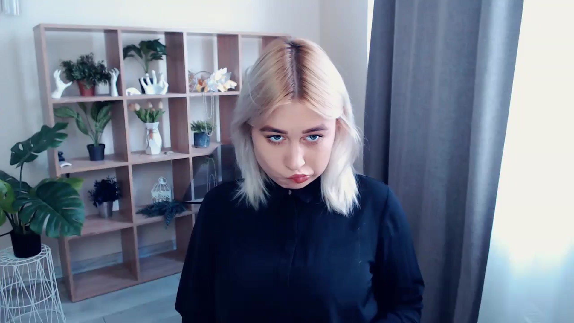 Gallery image thumbnail from Kukla_kolduna's myfreecams stream on, 05/13/2024, 13:10 image 11 of 20