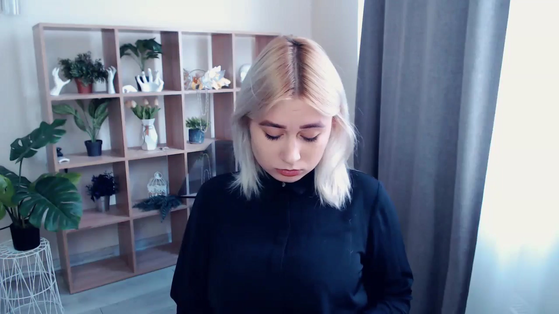 Gallery image thumbnail from Kukla_kolduna's myfreecams stream on, 05/13/2024, 13:10 image 9 of 20