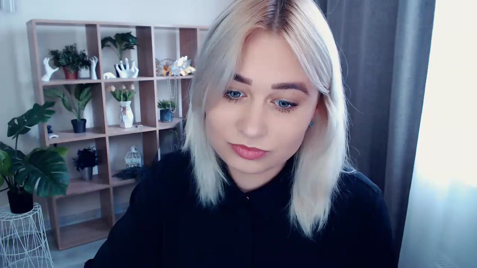 Gallery image thumbnail from Kukla_kolduna's myfreecams stream on, 05/13/2024, 13:46 image 15 of 20
