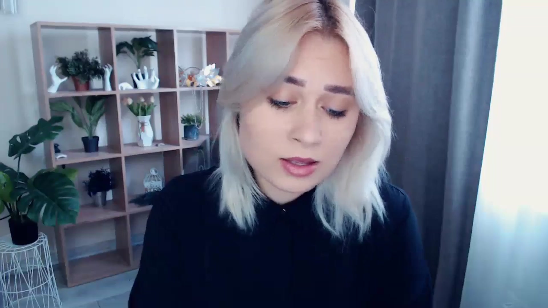 Gallery image thumbnail from Kukla_kolduna's myfreecams stream on, 05/13/2024, 14:39 image 17 of 20