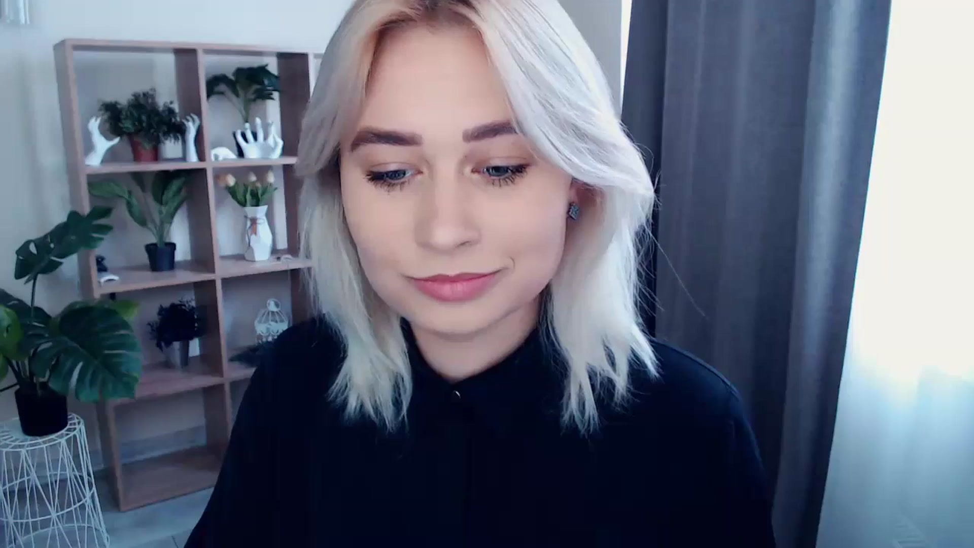 Gallery image thumbnail from Kukla_kolduna's myfreecams stream on, 05/13/2024, 14:39 image 14 of 20