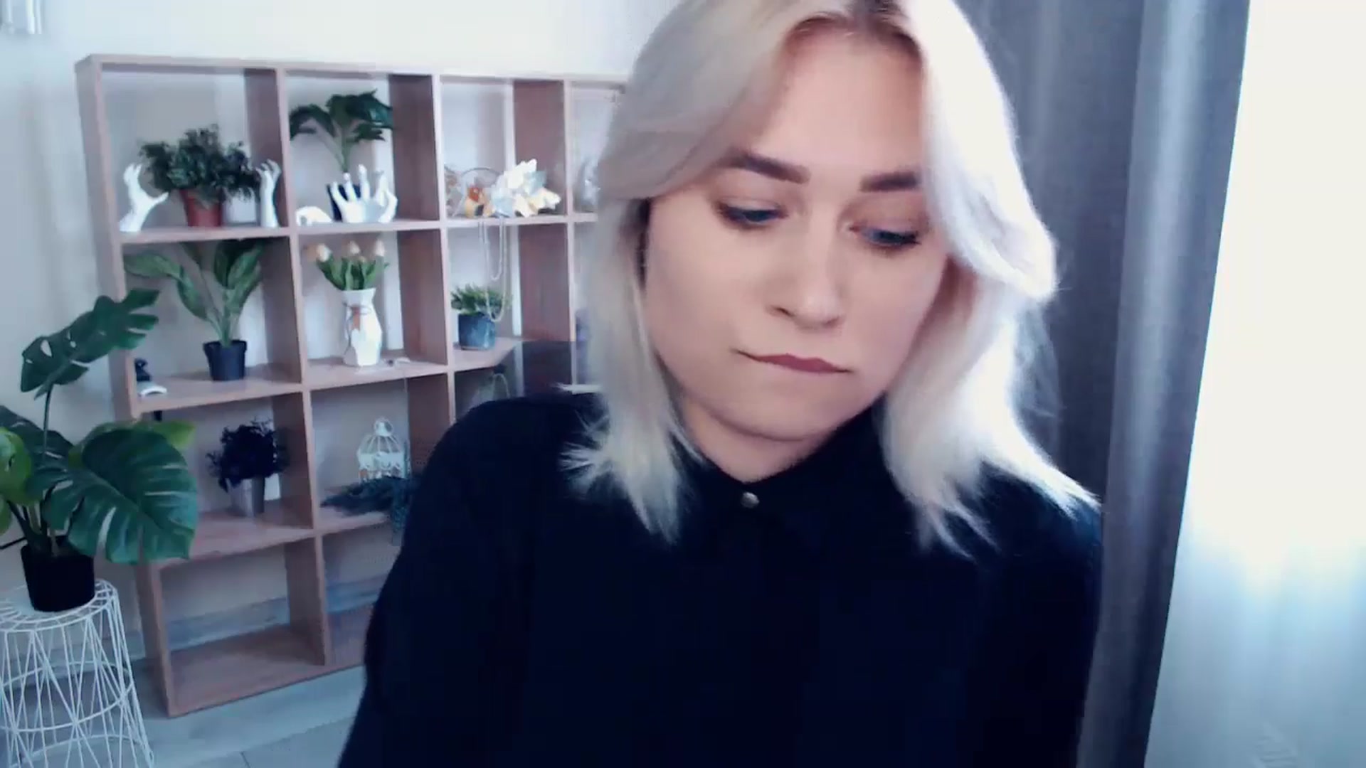 Gallery image thumbnail from Kukla_kolduna's myfreecams stream on, 05/13/2024, 14:39 image 13 of 20
