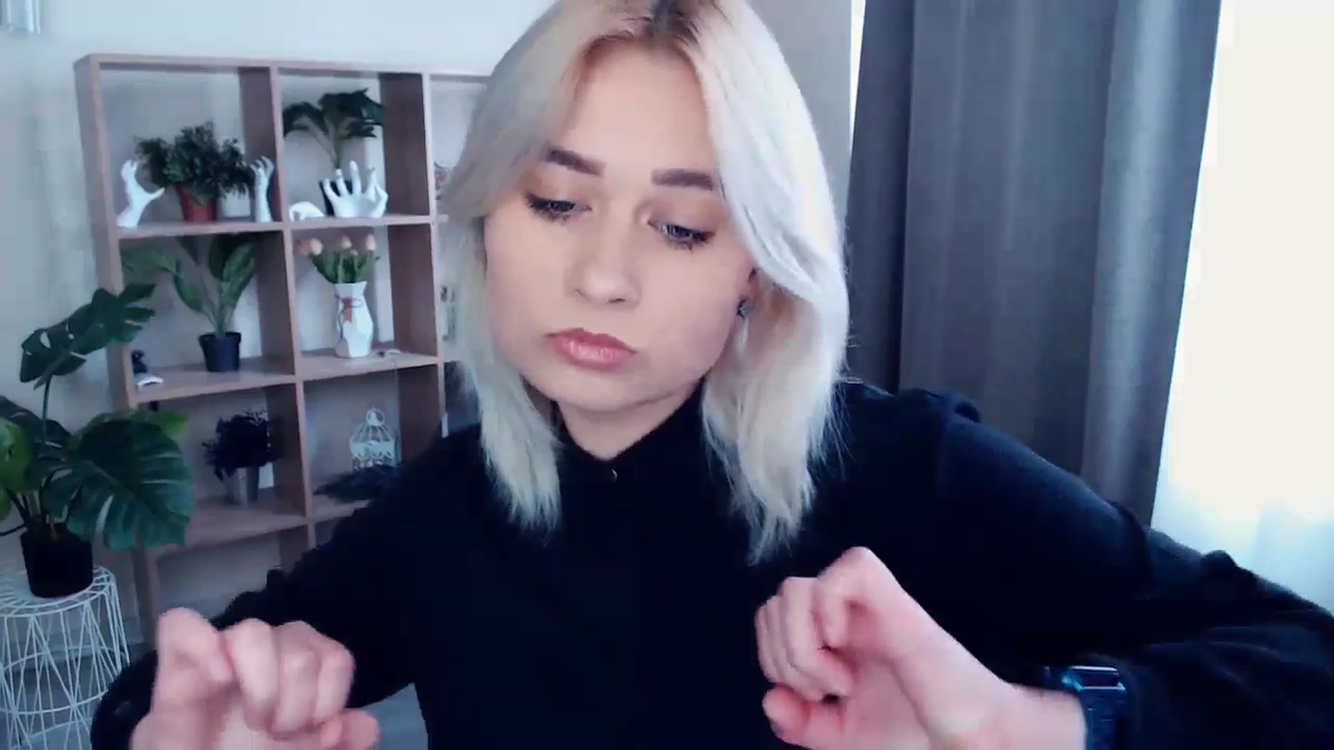Gallery image thumbnail from Kukla_kolduna's myfreecams stream on, 05/13/2024, 14:39 image 16 of 20