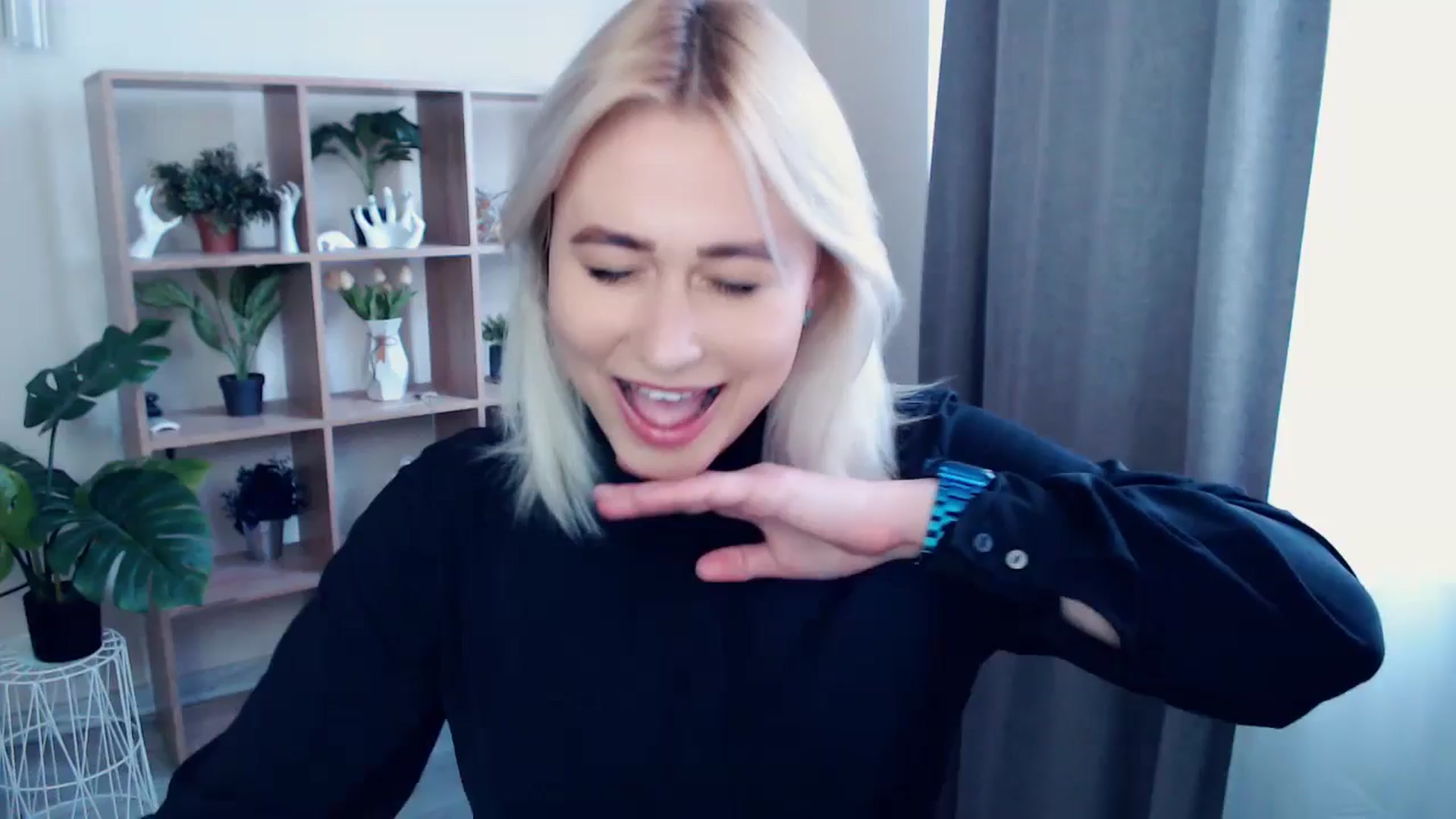 Gallery image thumbnail from Kukla_kolduna's myfreecams stream on, 05/13/2024, 16:07 image 13 of 20