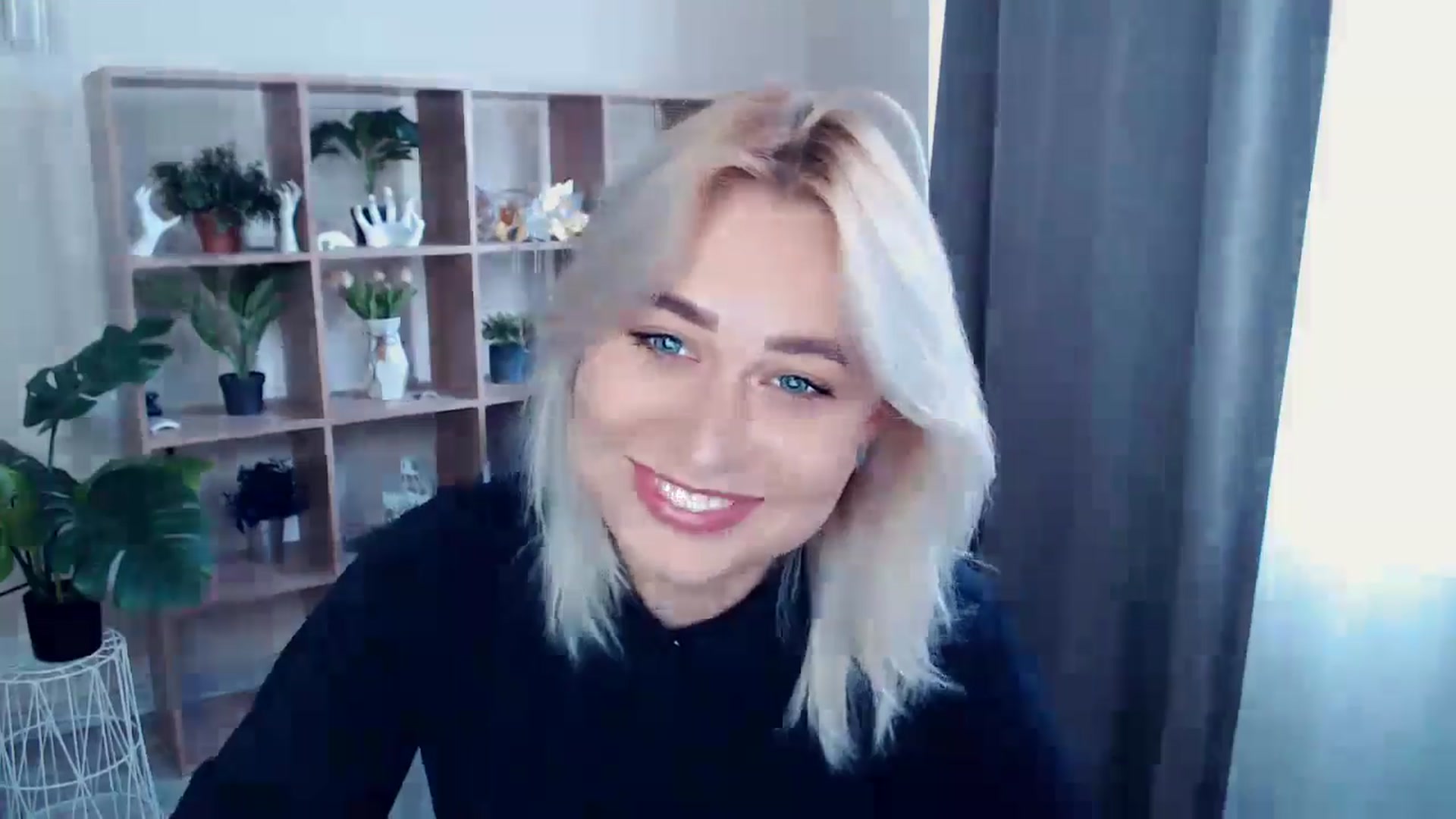 Gallery image thumbnail from Kukla_kolduna's myfreecams stream on, 05/13/2024, 16:07 image 17 of 20