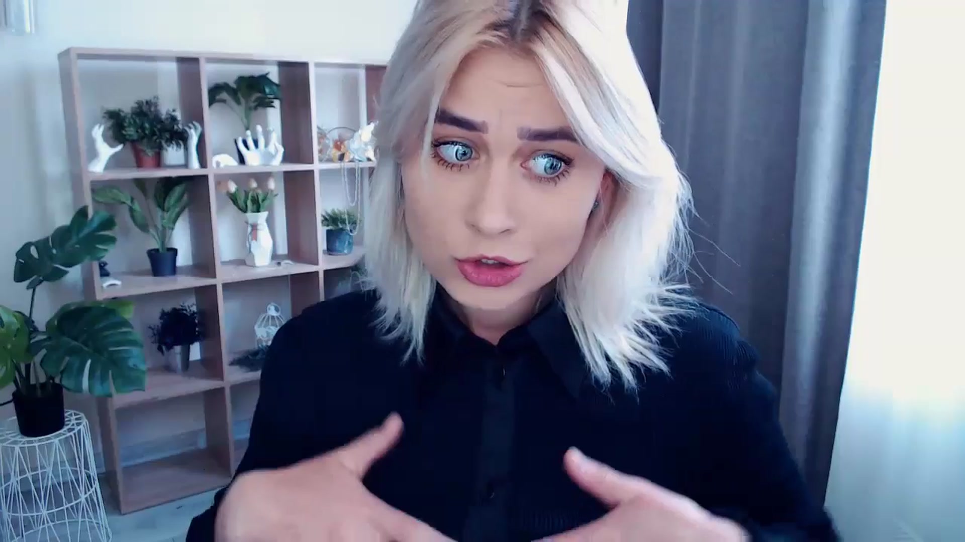 Gallery image thumbnail from Kukla_kolduna's myfreecams stream on, 05/15/2024, 13:05 image 6 of 20