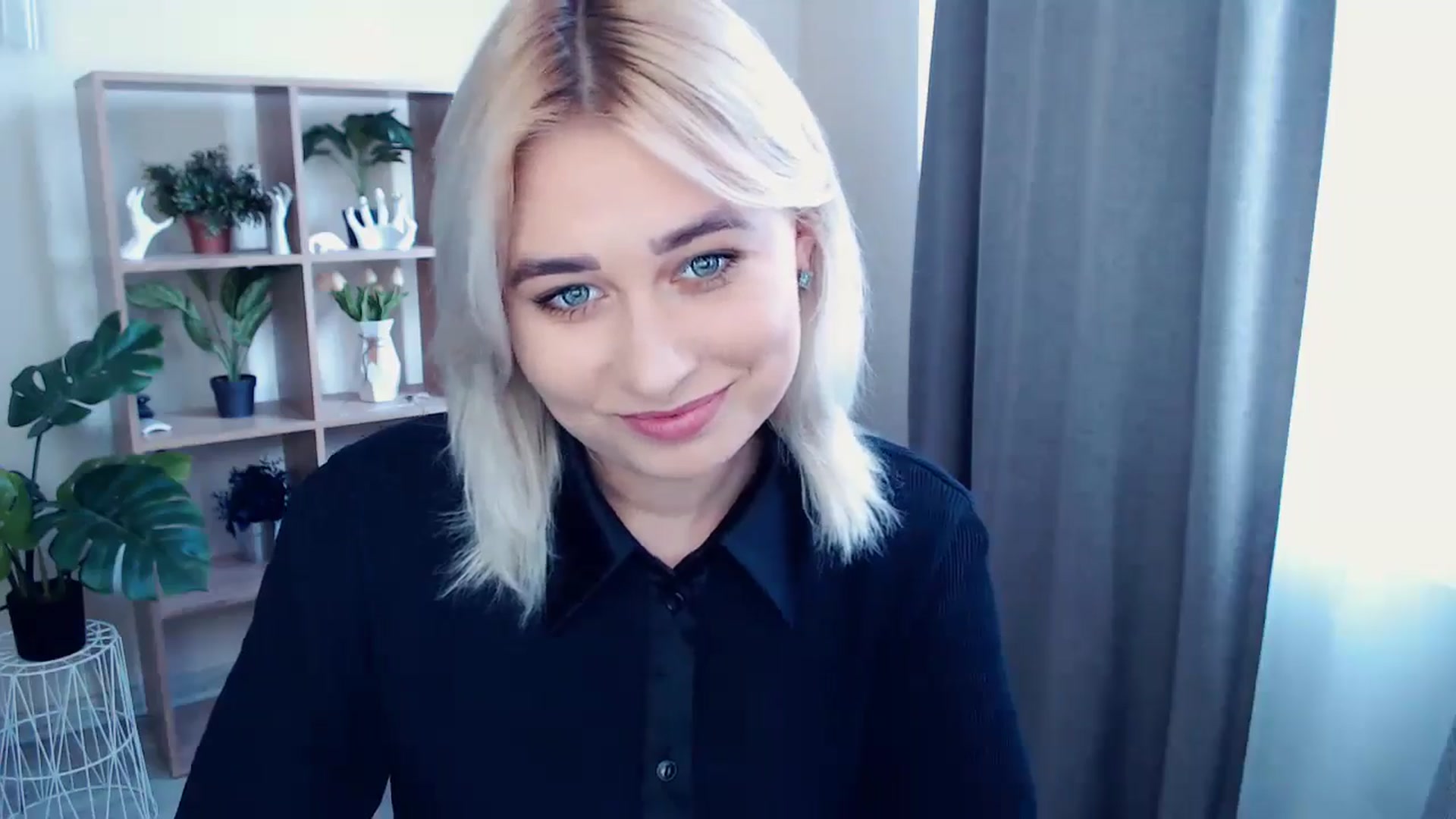 Gallery image thumbnail from Kukla_kolduna's myfreecams stream on, 05/15/2024, 13:05 image 18 of 20