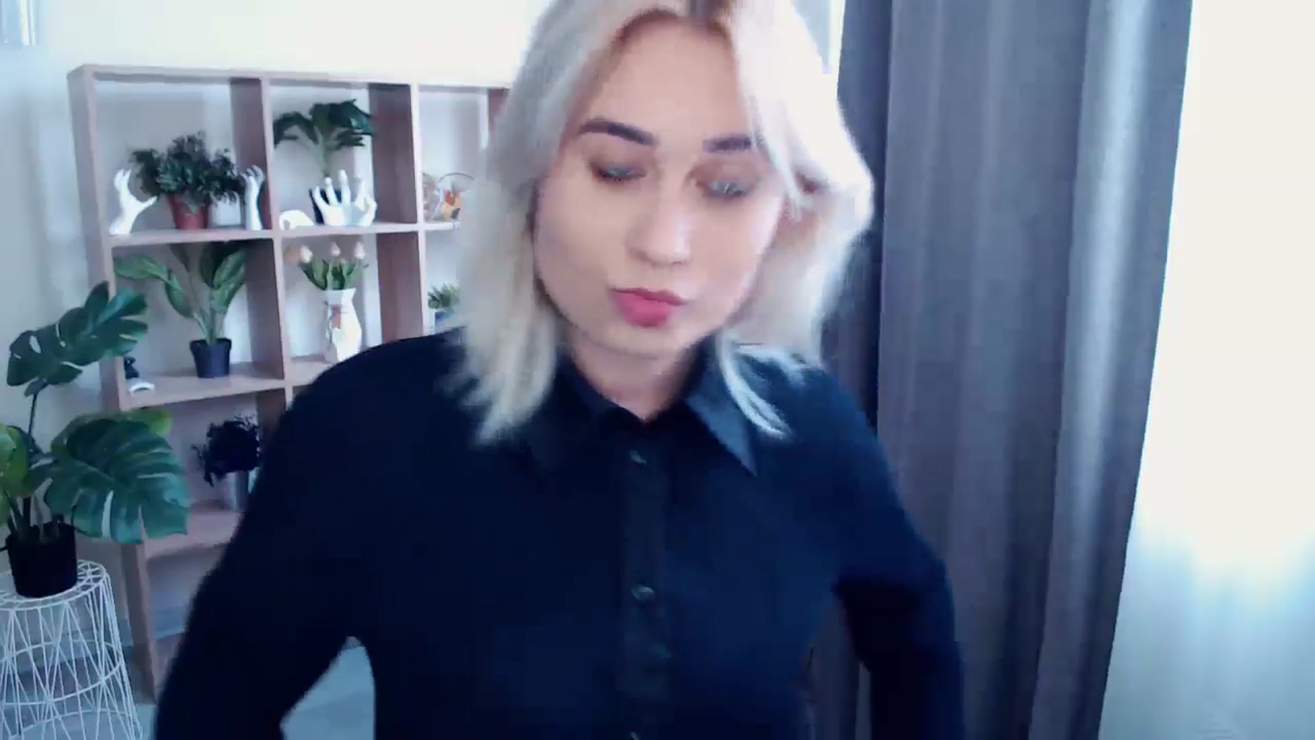 Gallery image thumbnail from Kukla_kolduna's myfreecams stream on, 05/15/2024, 13:05 image 7 of 20