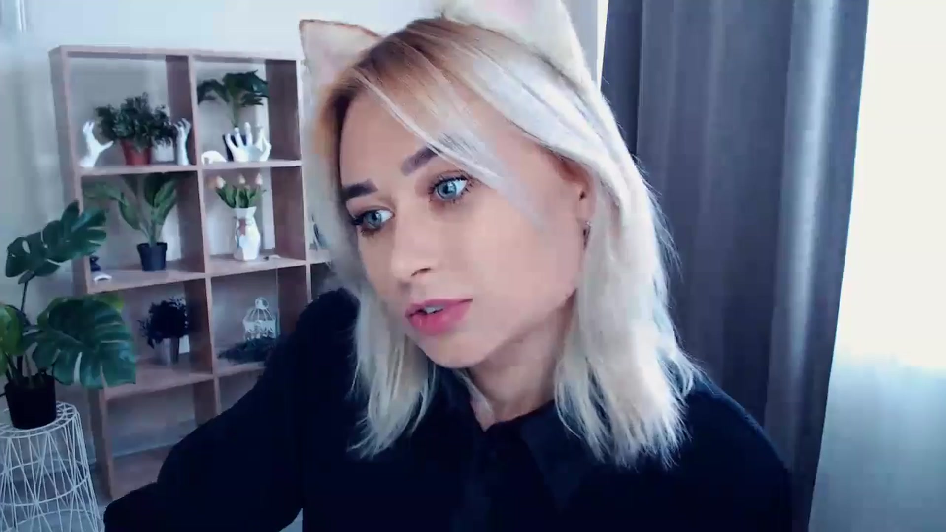 Gallery image thumbnail from Kukla_kolduna's myfreecams stream on, 05/15/2024, 15:06 image 8 of 20