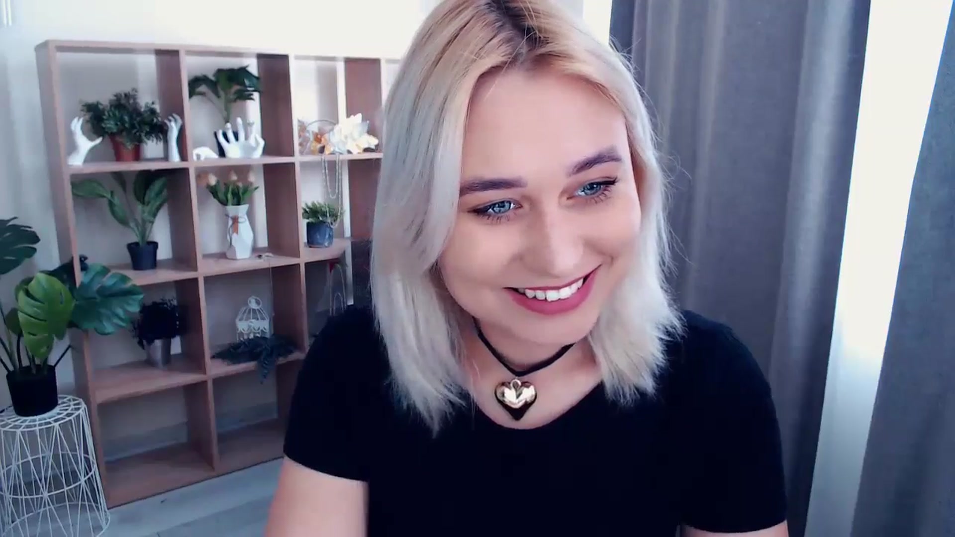 Gallery image thumbnail from Kukla_kolduna's myfreecams stream on, 05/16/2024, 12:55 image 17 of 20