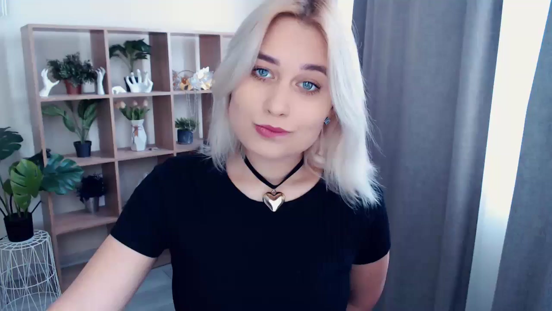 Gallery image thumbnail from Kukla_kolduna's myfreecams stream on, 05/16/2024, 12:55 image 1 of 20