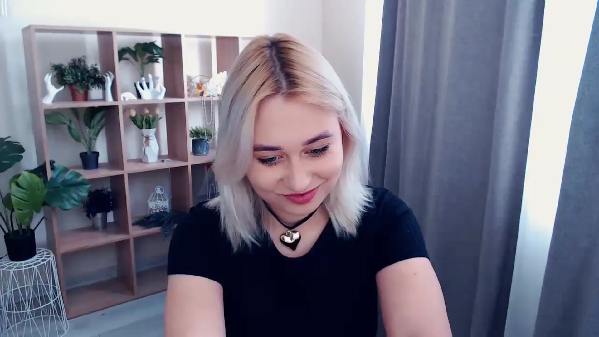 Gallery image thumbnail from Kukla_kolduna's myfreecams stream on, 05/16/2024, 12:55 image 14 of 20