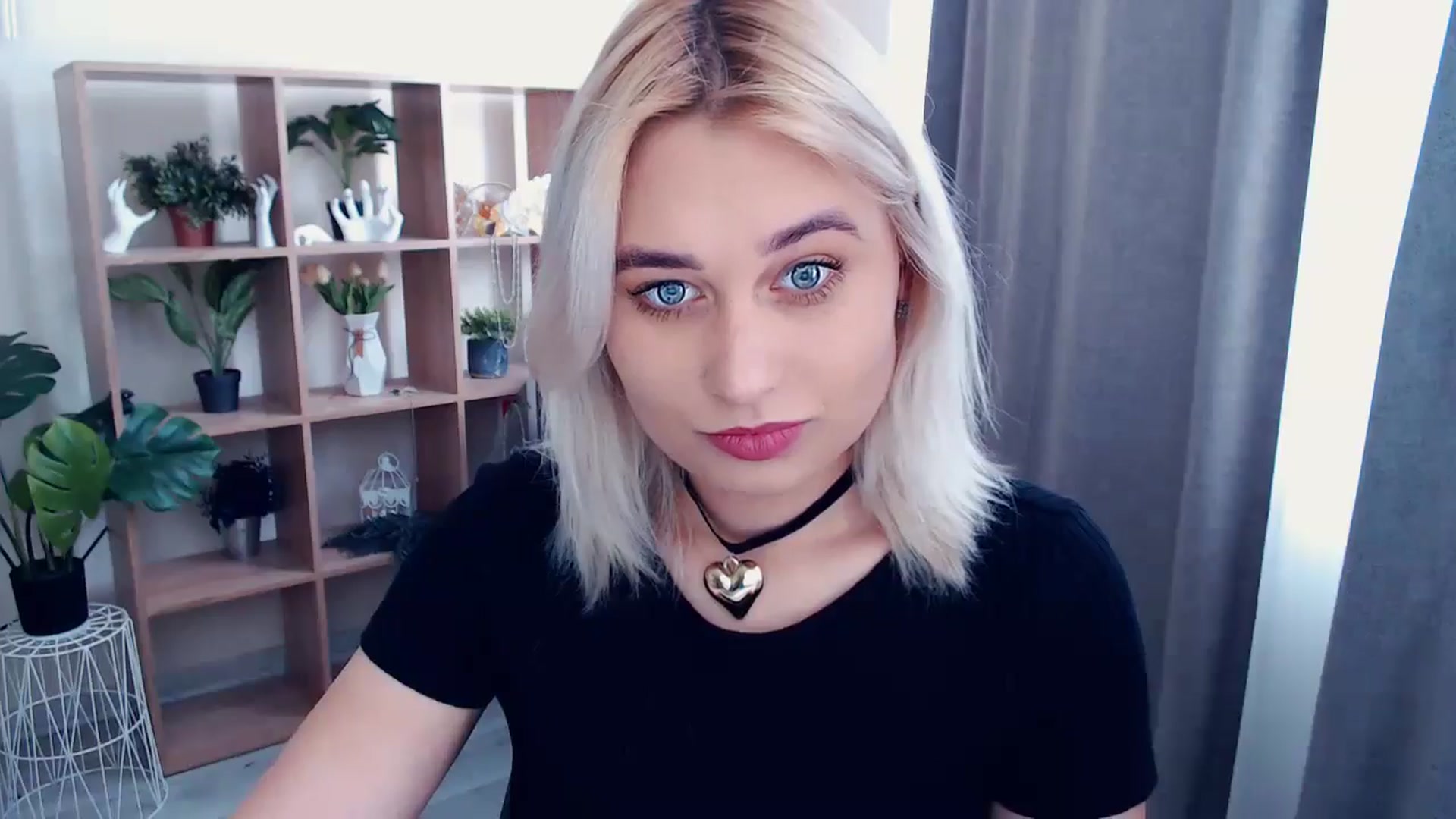 Gallery image thumbnail from Kukla_kolduna's myfreecams stream on, 05/16/2024, 12:55 image 15 of 20