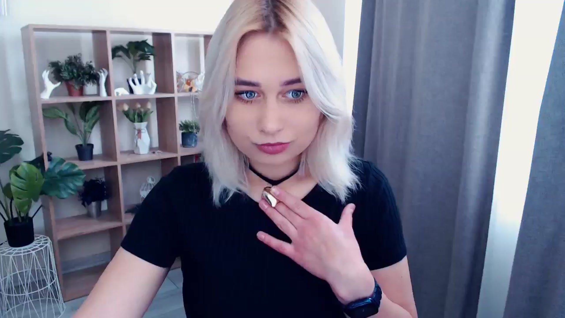Gallery image thumbnail from Kukla_kolduna's myfreecams stream on, 05/16/2024, 12:55 image 4 of 20