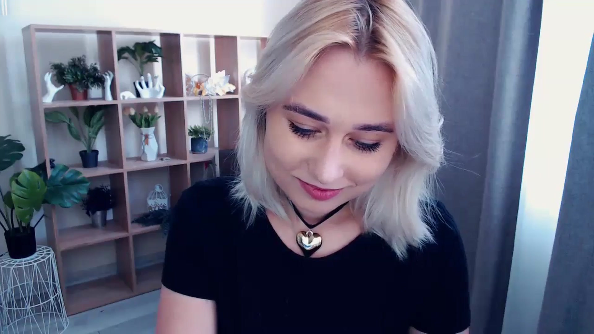 Gallery image thumbnail from Kukla_kolduna's myfreecams stream on, 05/16/2024, 13:46 image 12 of 20