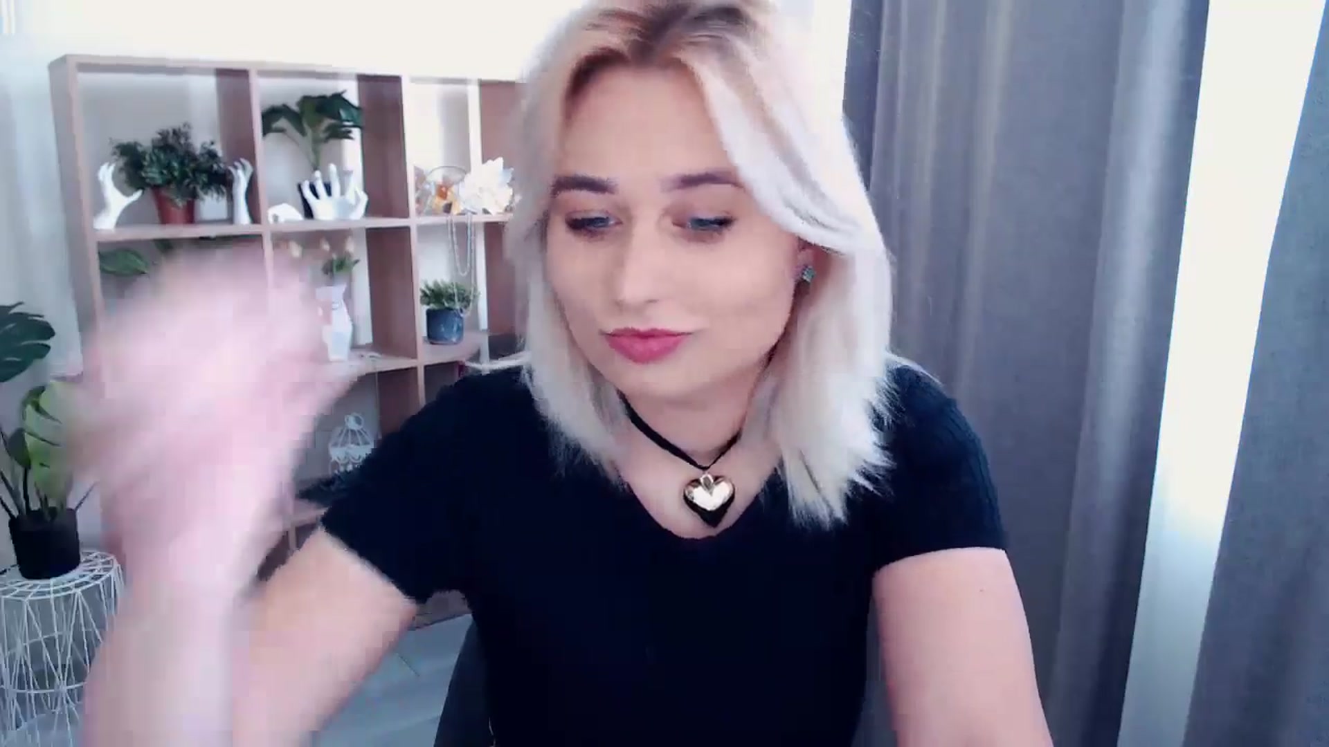 Gallery image thumbnail from Kukla_kolduna's myfreecams stream on, 05/16/2024, 13:46 image 7 of 20