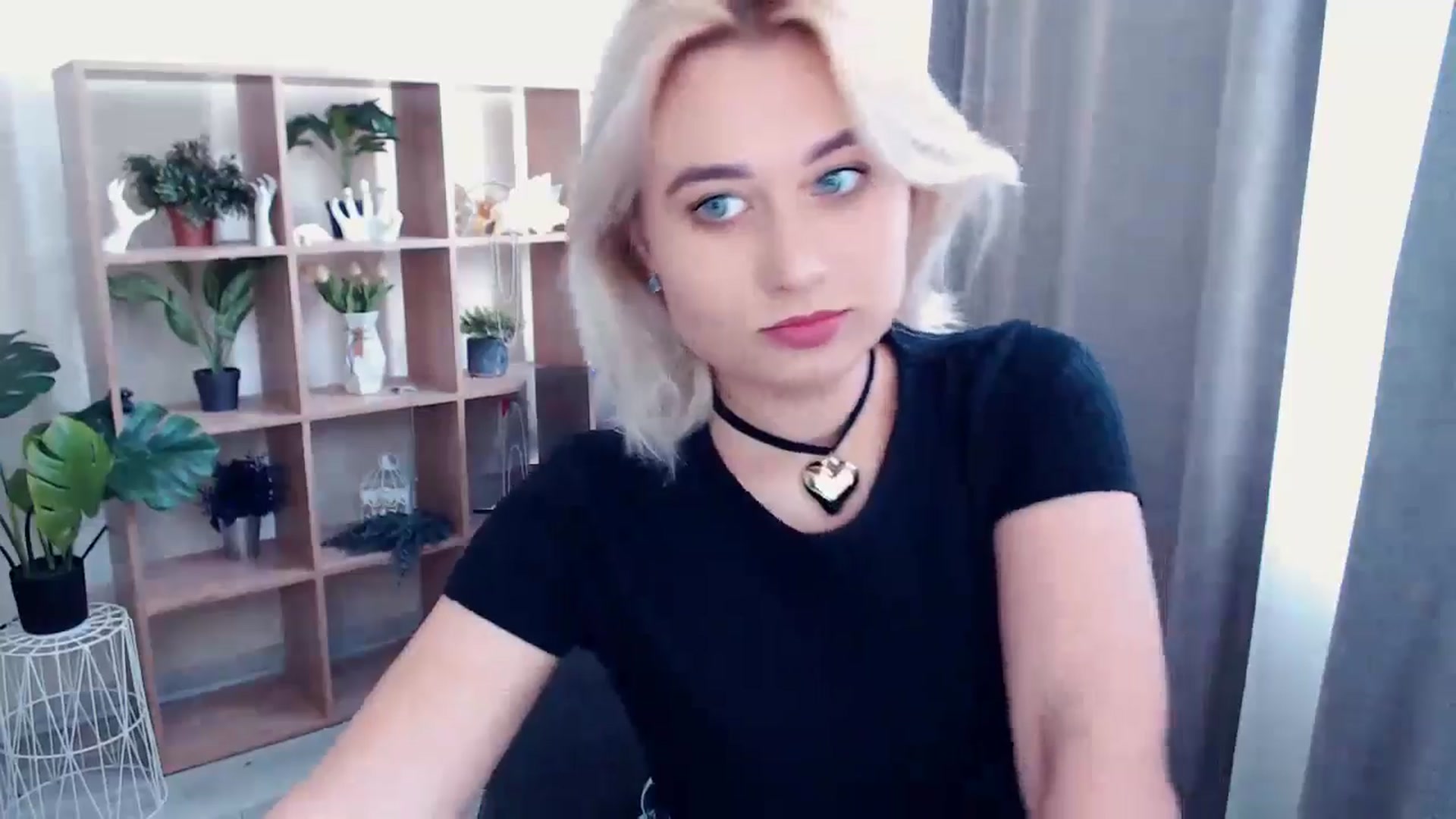Gallery image thumbnail from Kukla_kolduna's myfreecams stream on, 05/16/2024, 13:46 image 9 of 20