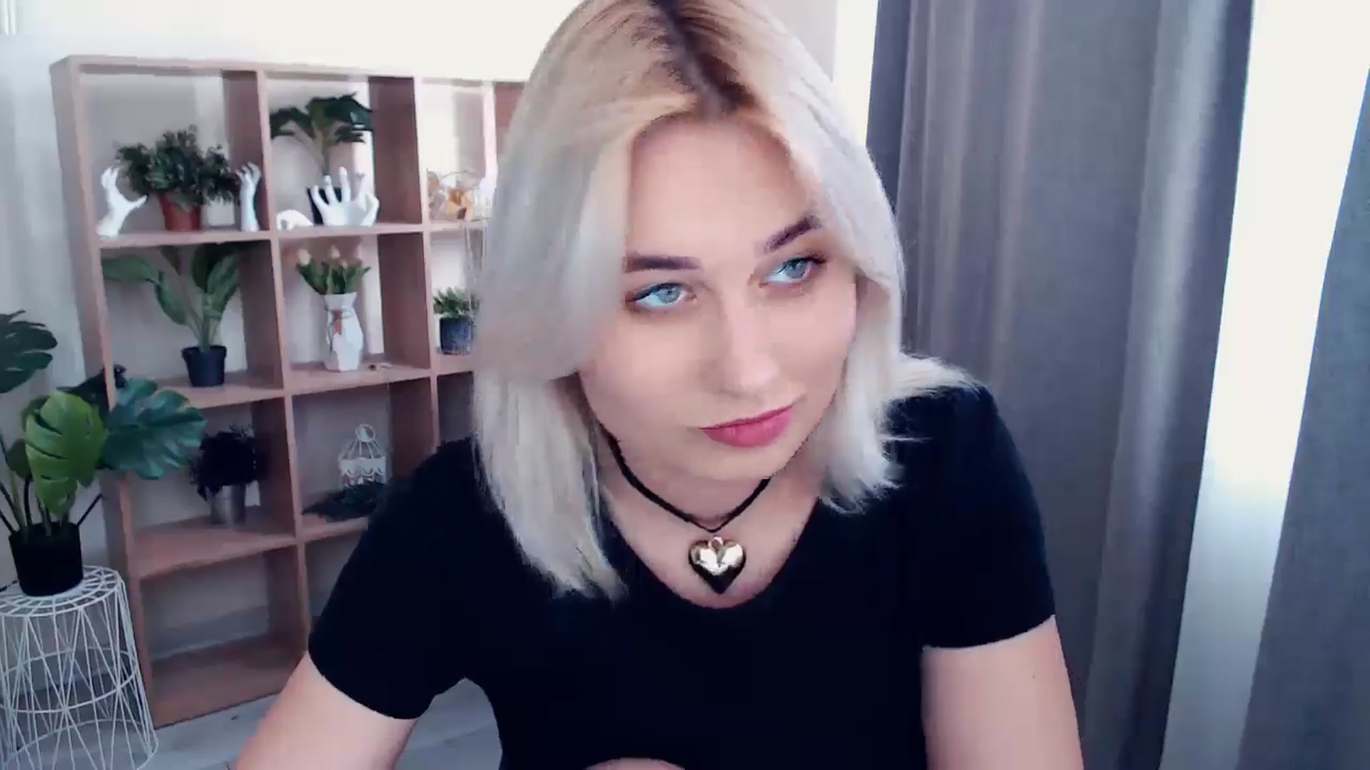 Gallery image thumbnail from Kukla_kolduna's myfreecams stream on, 05/16/2024, 14:48 image 12 of 20