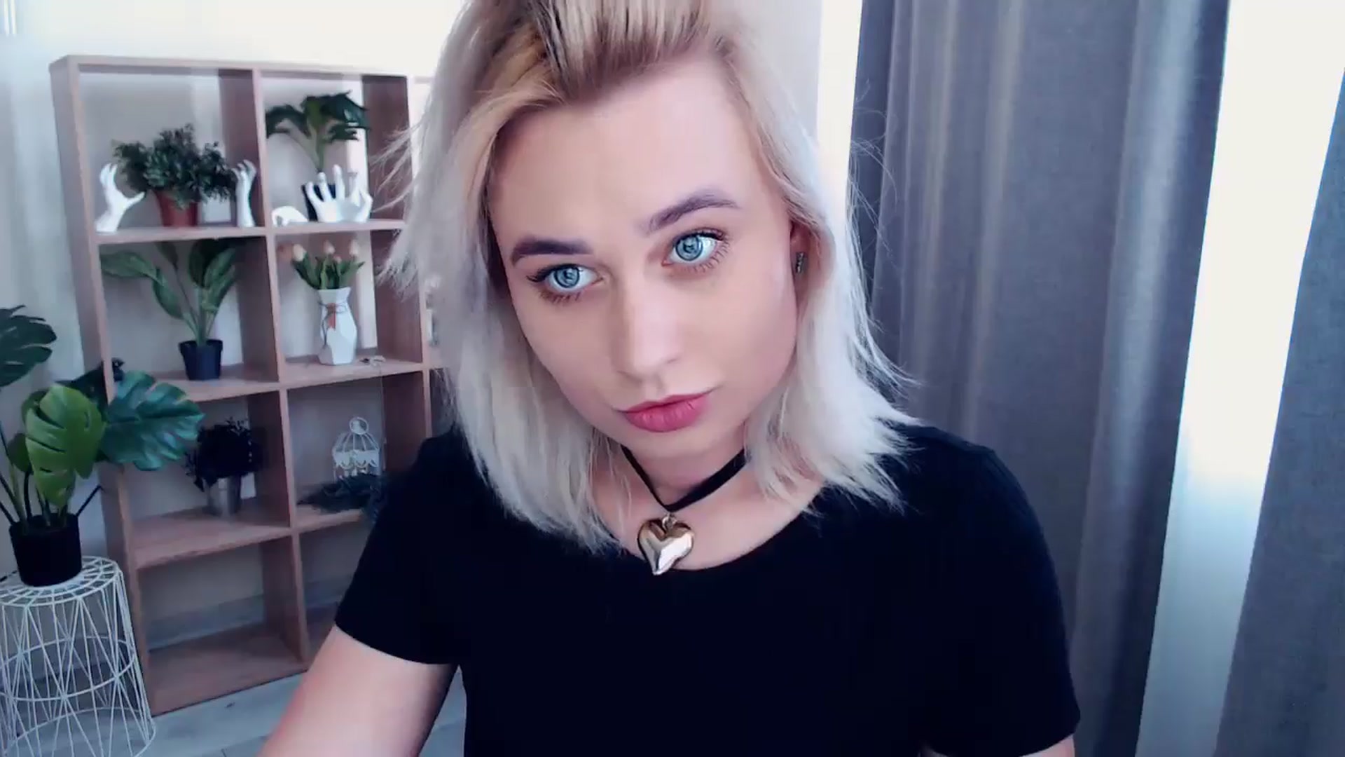 Gallery image thumbnail from Kukla_kolduna's myfreecams stream on, 05/16/2024, 14:48 image 3 of 20