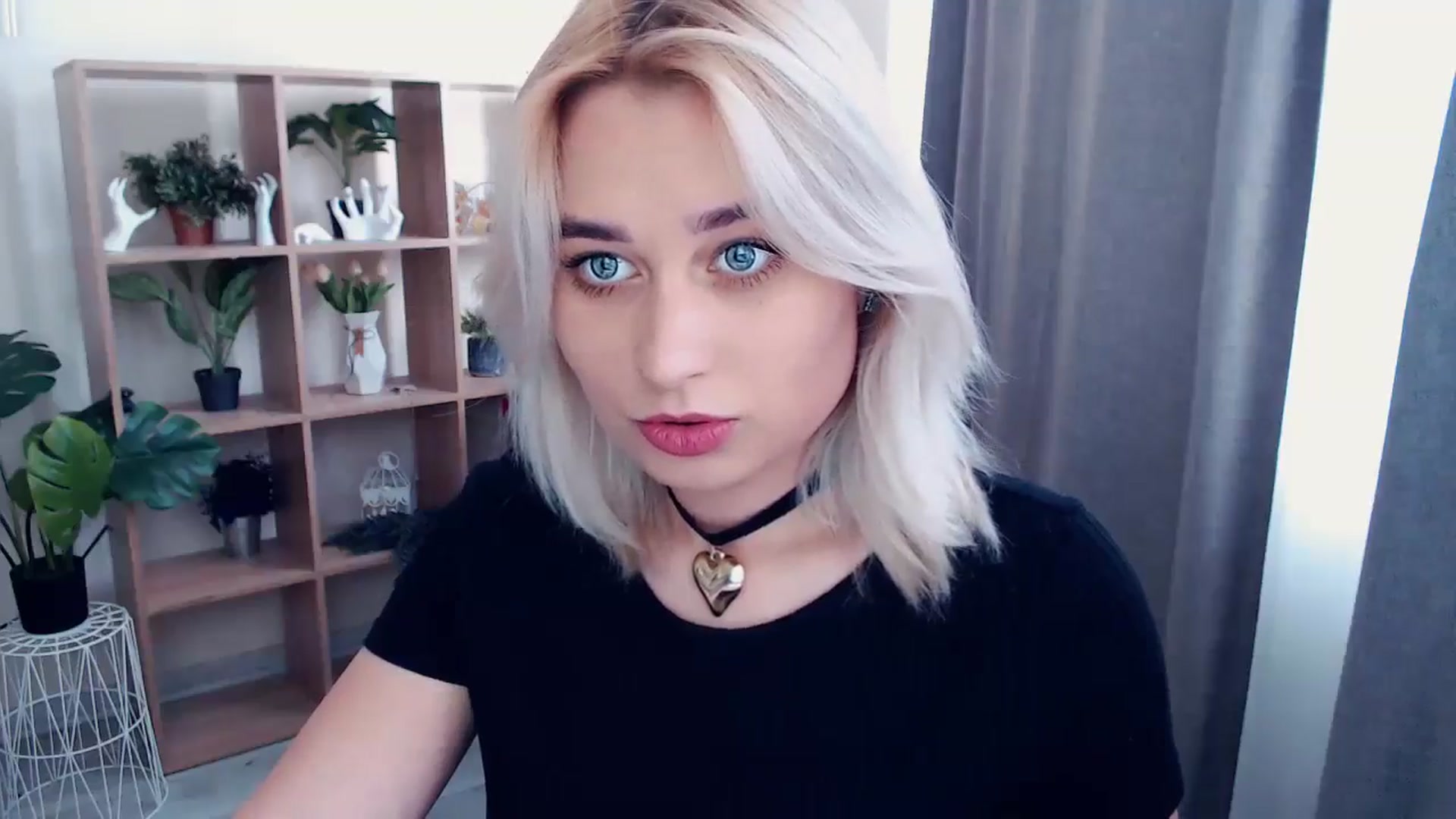 Gallery image thumbnail from Kukla_kolduna's myfreecams stream on, 05/16/2024, 14:48 image 7 of 20