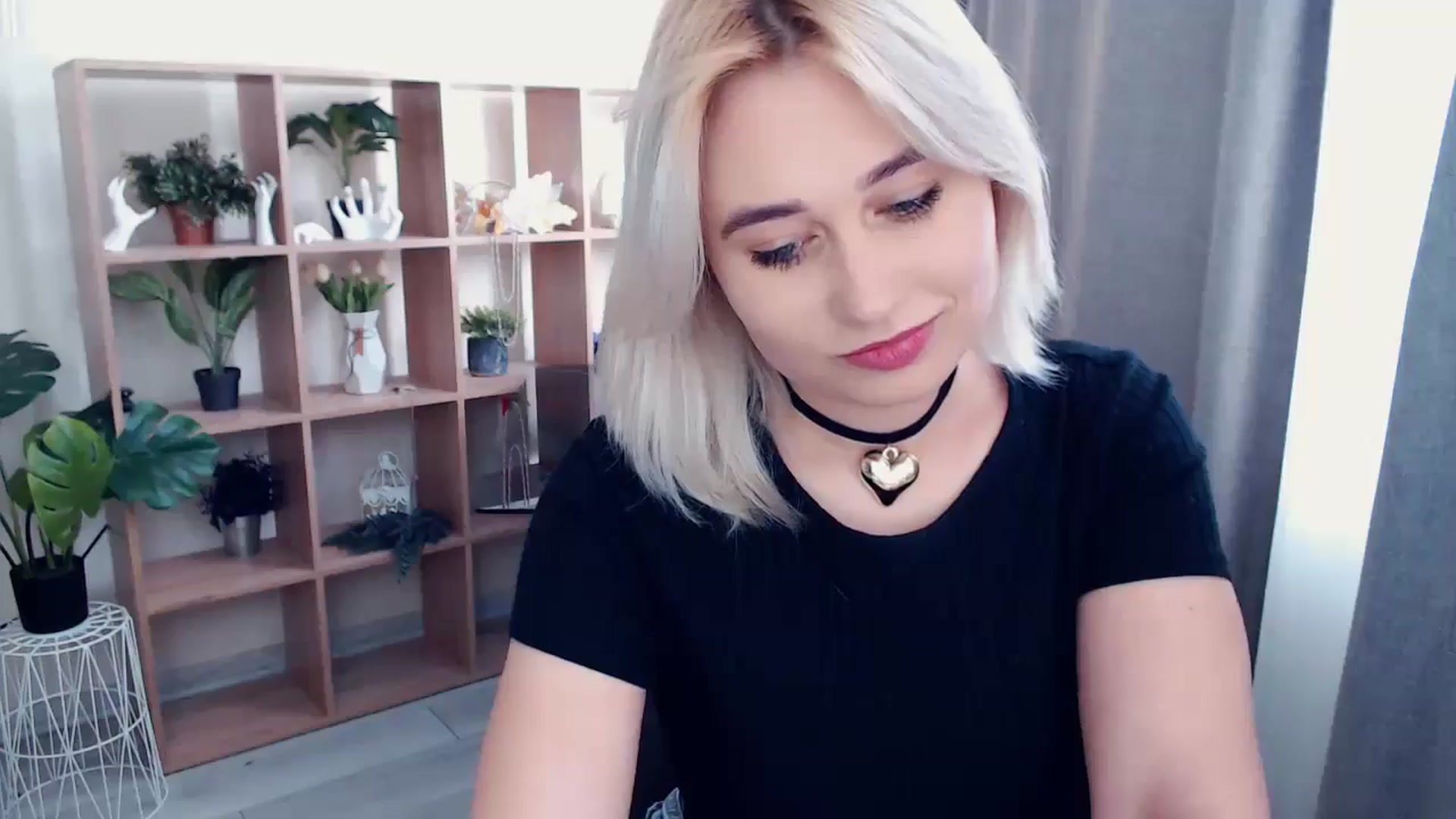 Gallery image thumbnail from Kukla_kolduna's myfreecams stream on, 05/16/2024, 14:48 image 13 of 20