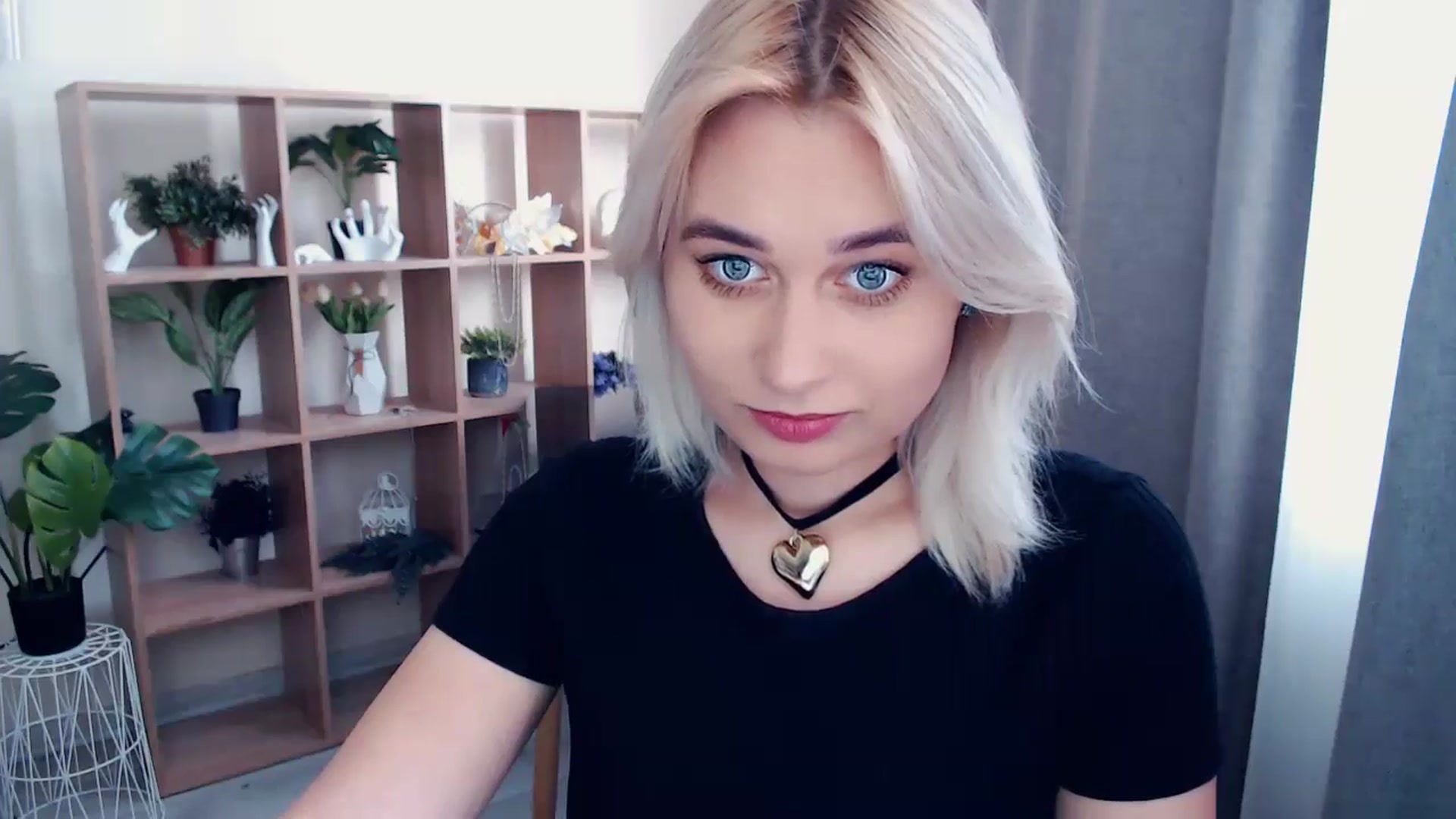 Gallery image thumbnail from Kukla_kolduna's myfreecams stream on, 05/16/2024, 14:59 image 15 of 20