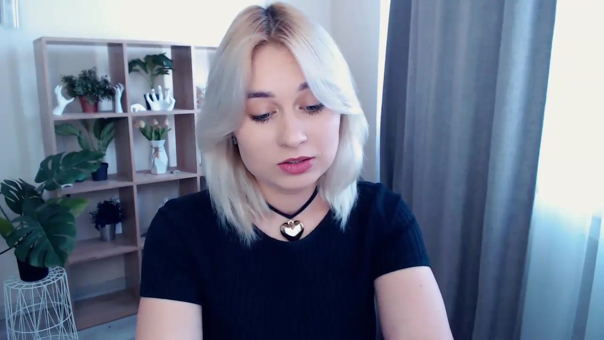 Gallery image thumbnail from Kukla_kolduna's myfreecams stream on, 05/17/2024, 12:13 image 4 of 20